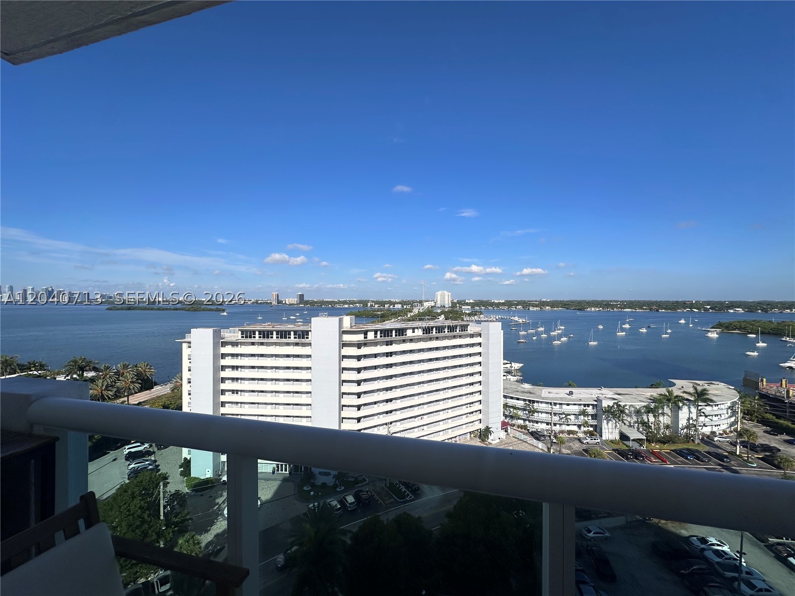7900 Harbor Island Dr #1424, North Bay Village FL 33141