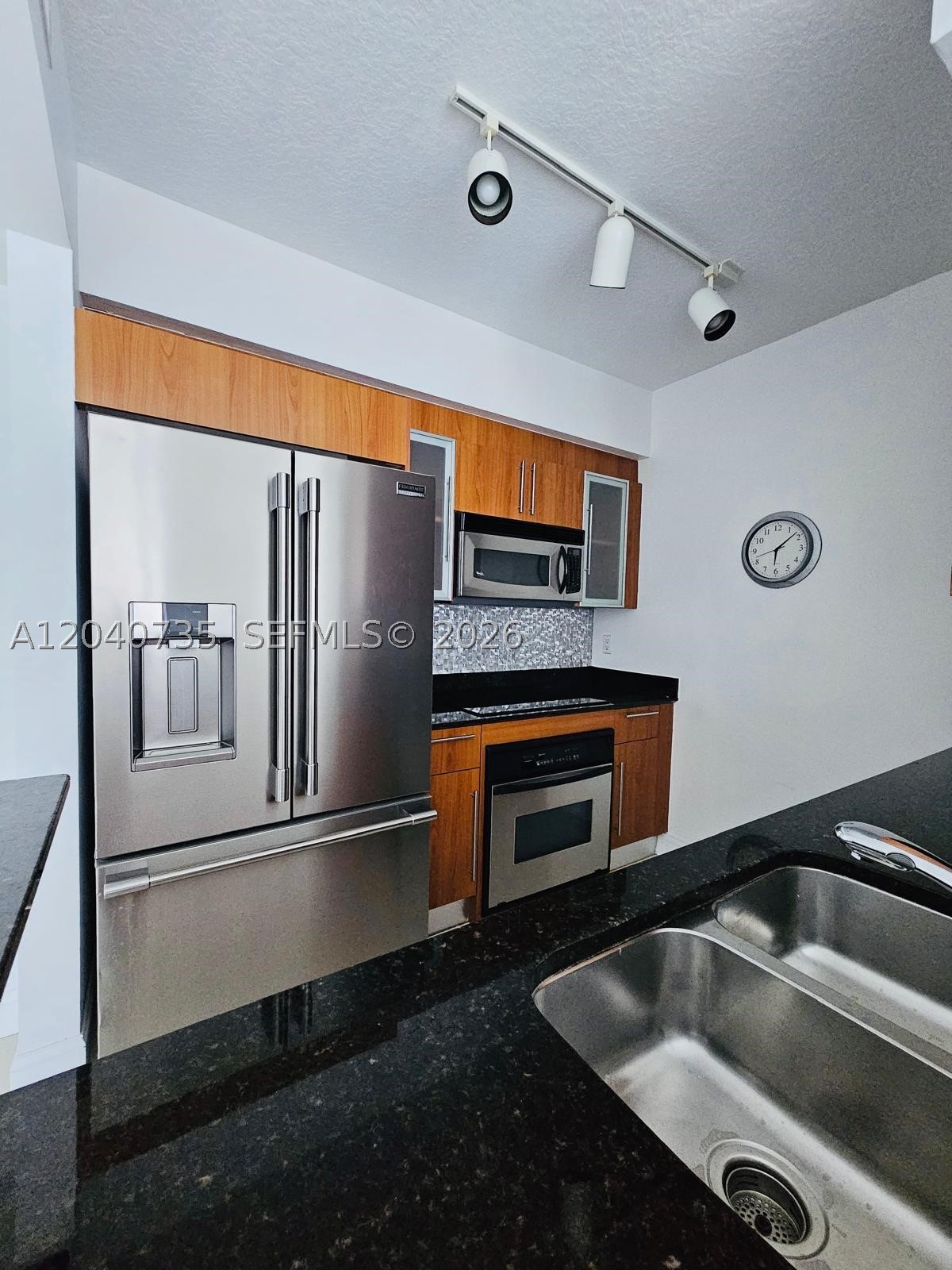 335 S Biscayne Blvd #2202, Miami FL 33131