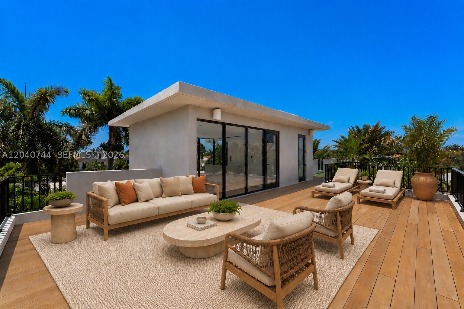 165 Hampton Ln, Key Biscayne FL 33149