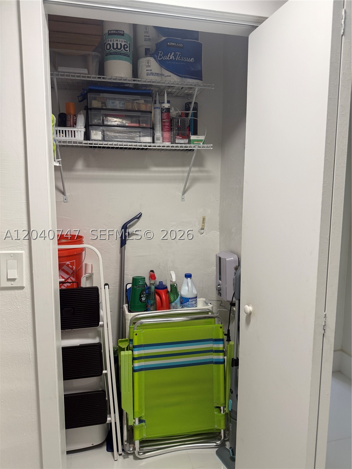 Hollywood FL 33019 - A12040747