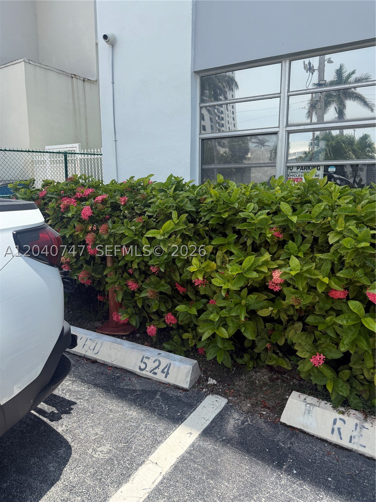 Hollywood FL 33019 - A12040747