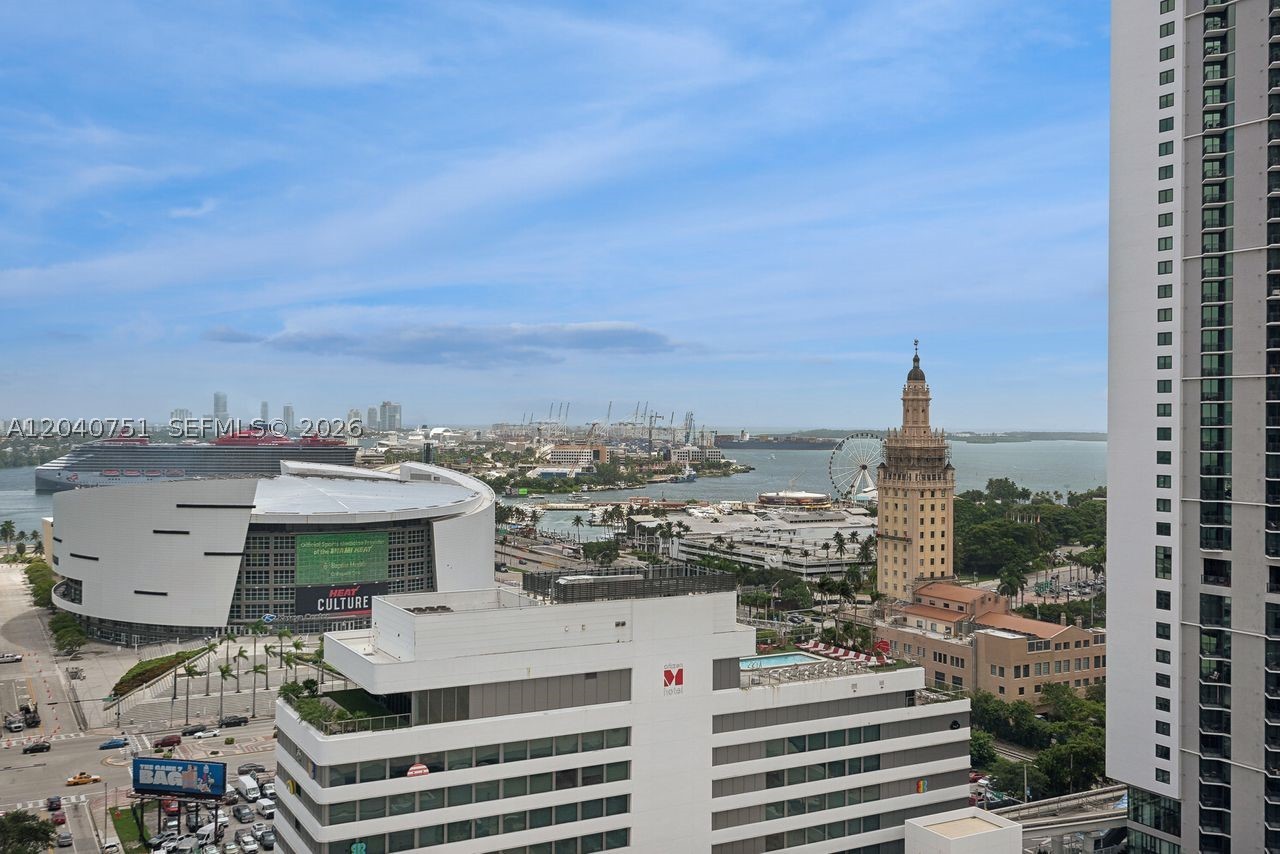 851 NE 1st Ave #1711, Miami FL 33132