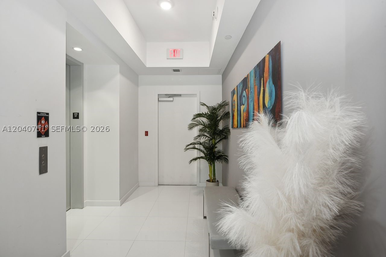 851 NE 1st Ave #1711, Miami FL 33132