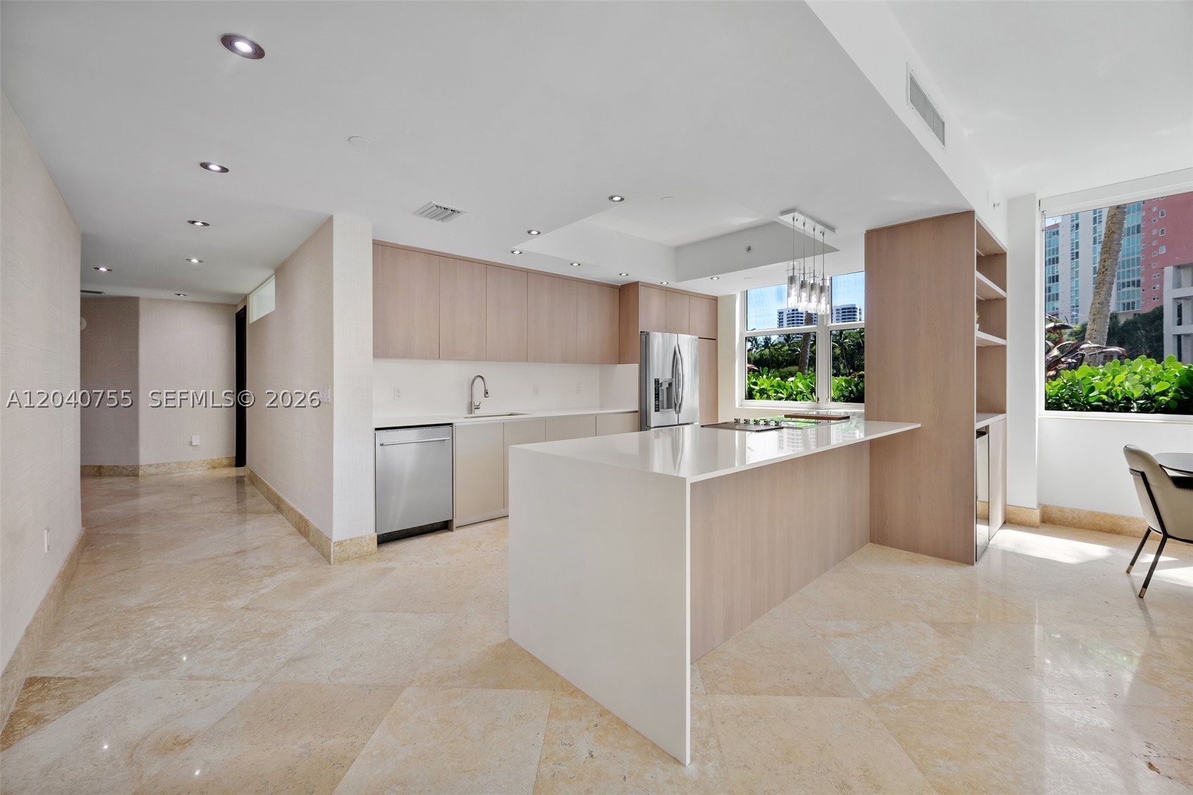 3330 NE 190th St #114, Aventura FL 33180