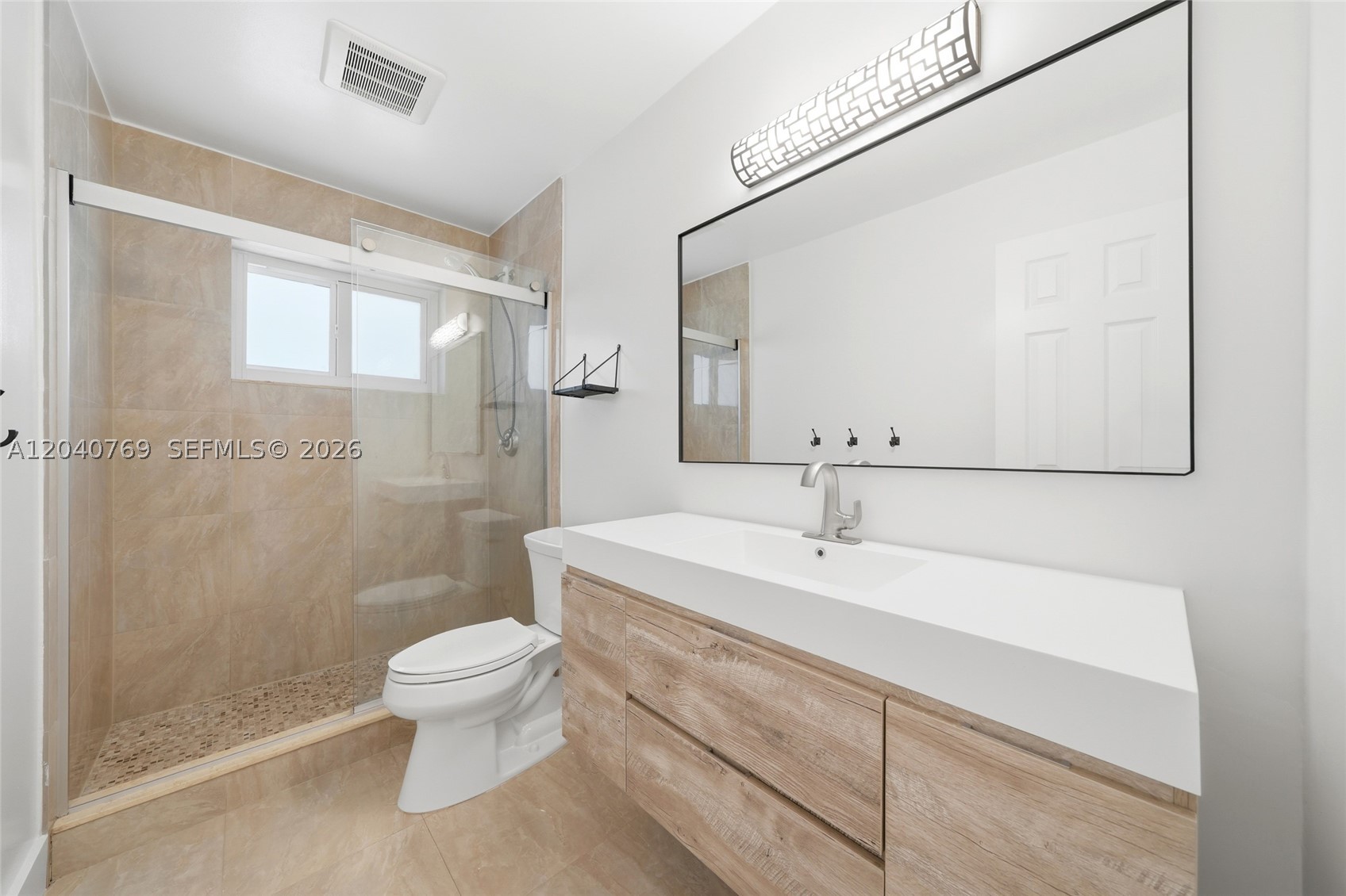 8240 SW 150 Dr, Palmetto Bay FL 33158
