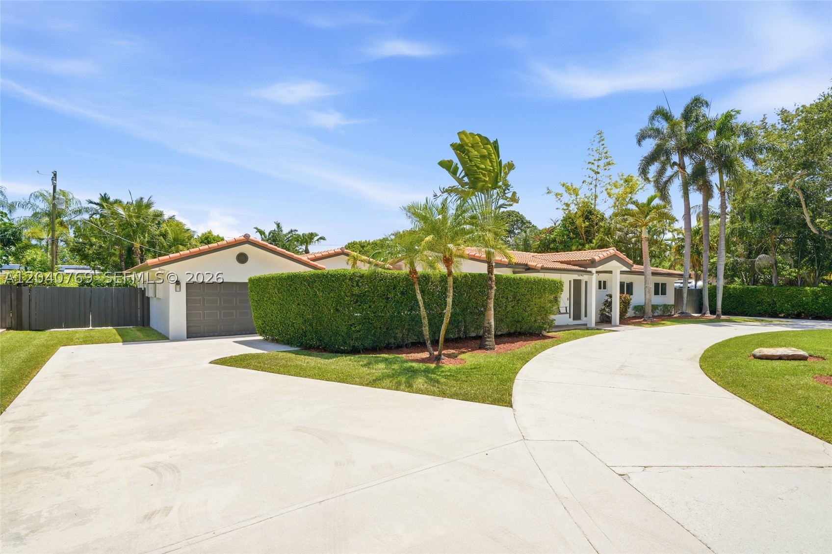 8240 SW 150 Dr, Palmetto Bay FL 33158