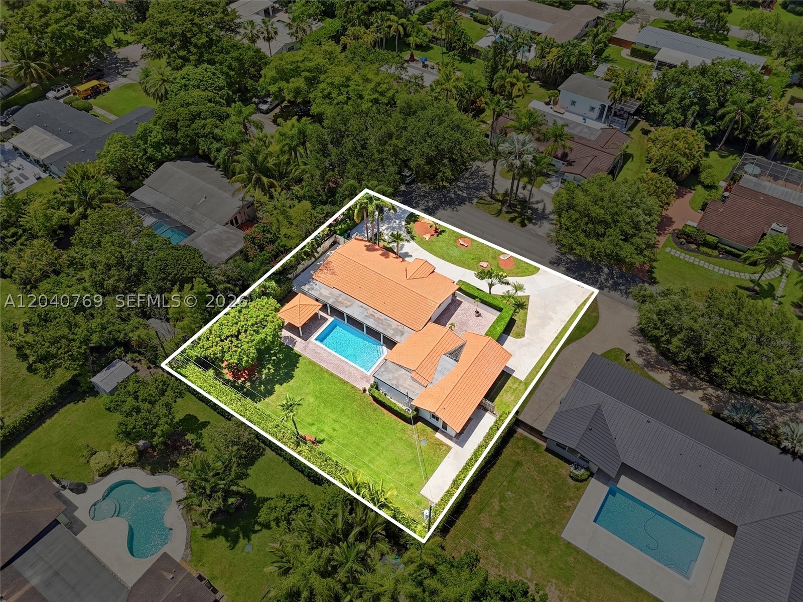 8240 SW 150 Dr, Palmetto Bay FL 33158