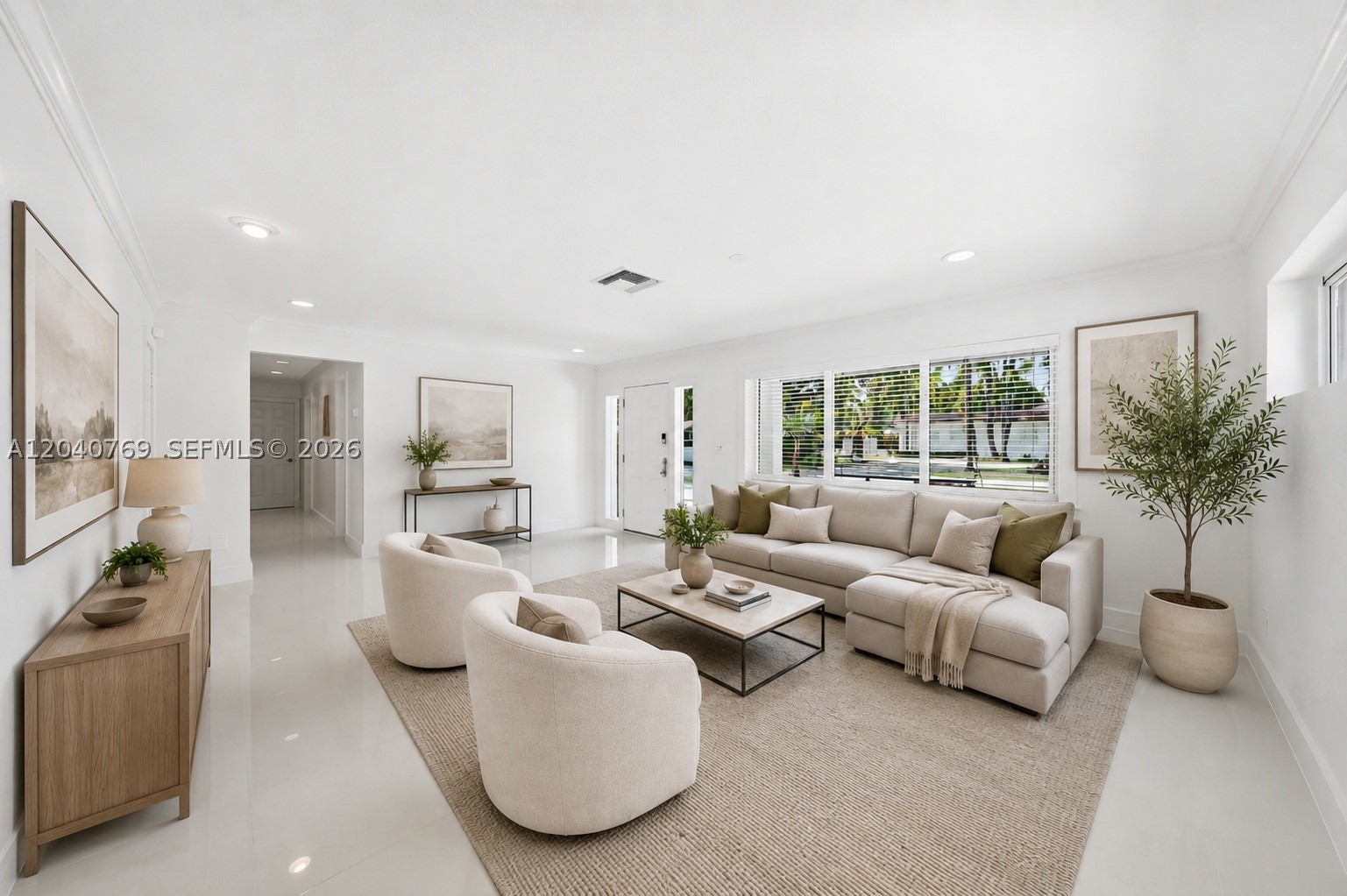 8240 SW 150 Dr, Palmetto Bay FL 33158
