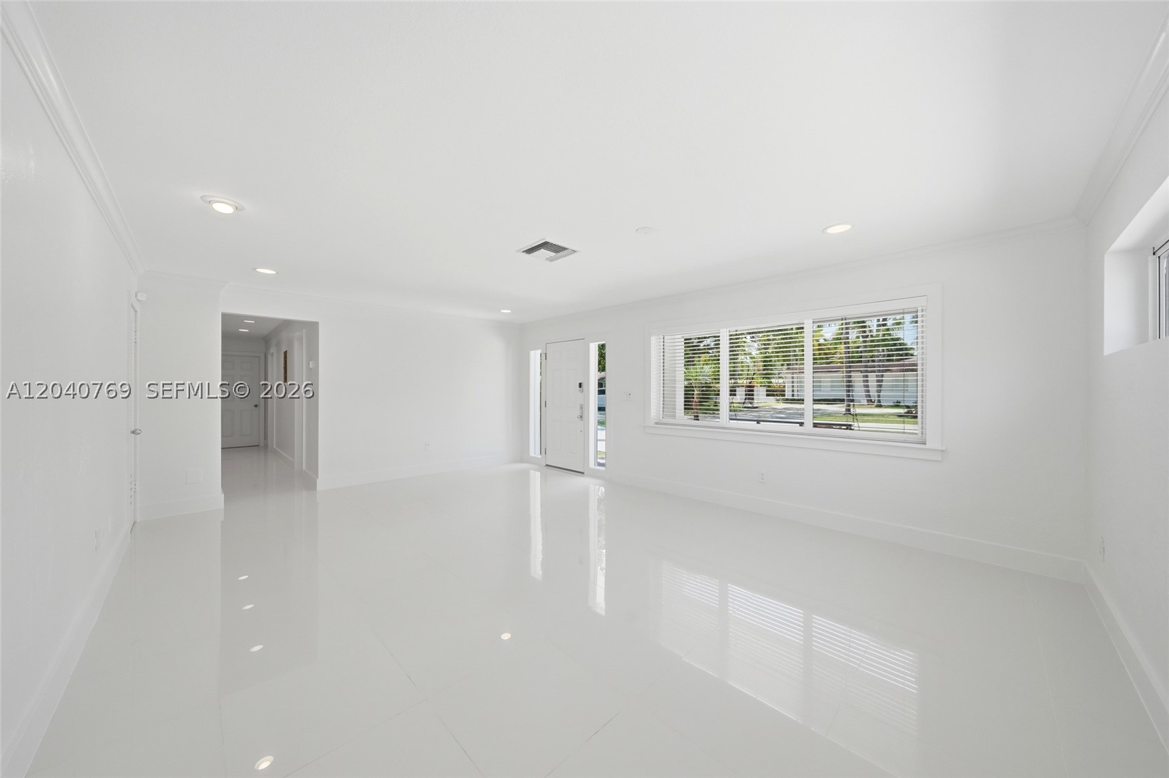 8240 SW 150 Dr, Palmetto Bay FL 33158