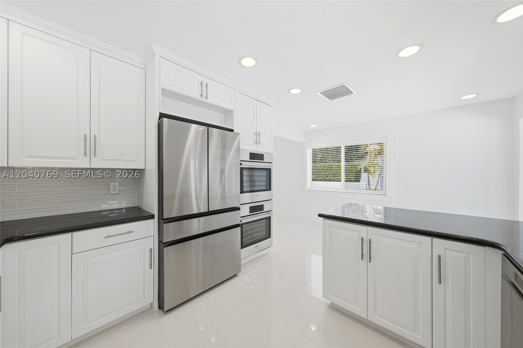 8240 SW 150 Dr, Palmetto Bay FL 33158