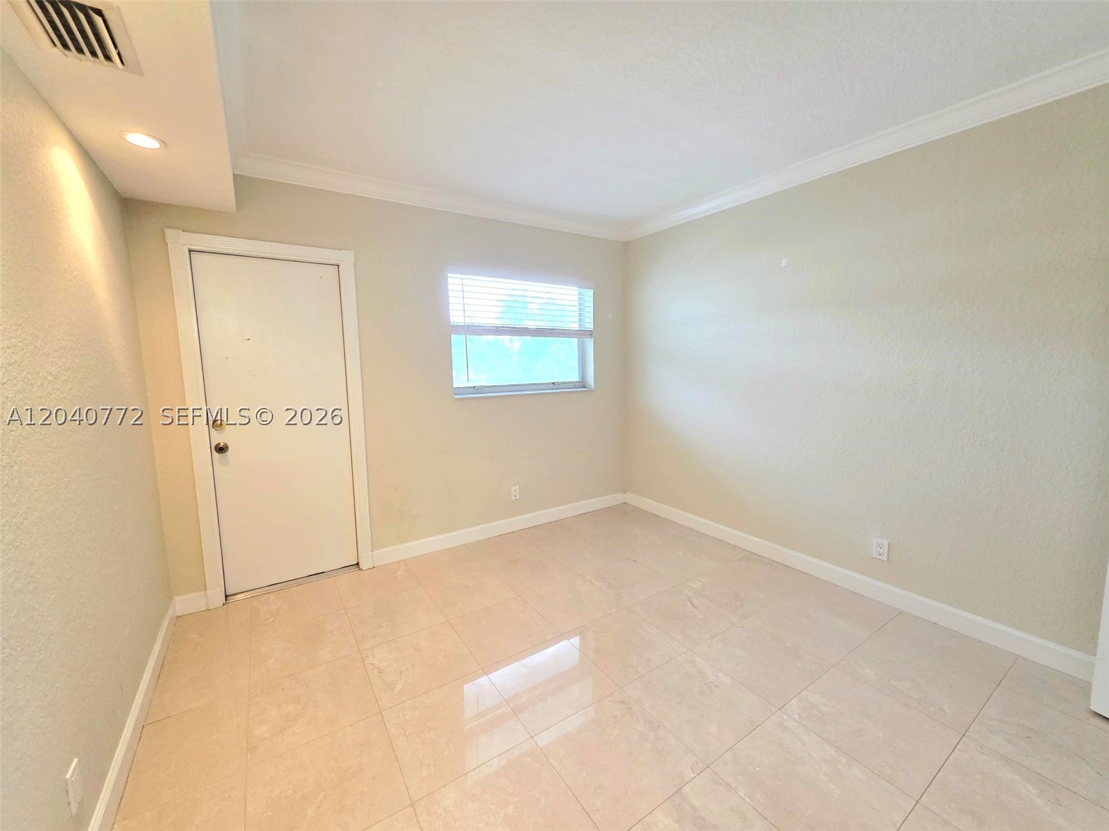 1400 NE 57th Ct #202, Fort Lauderdale FL 33334