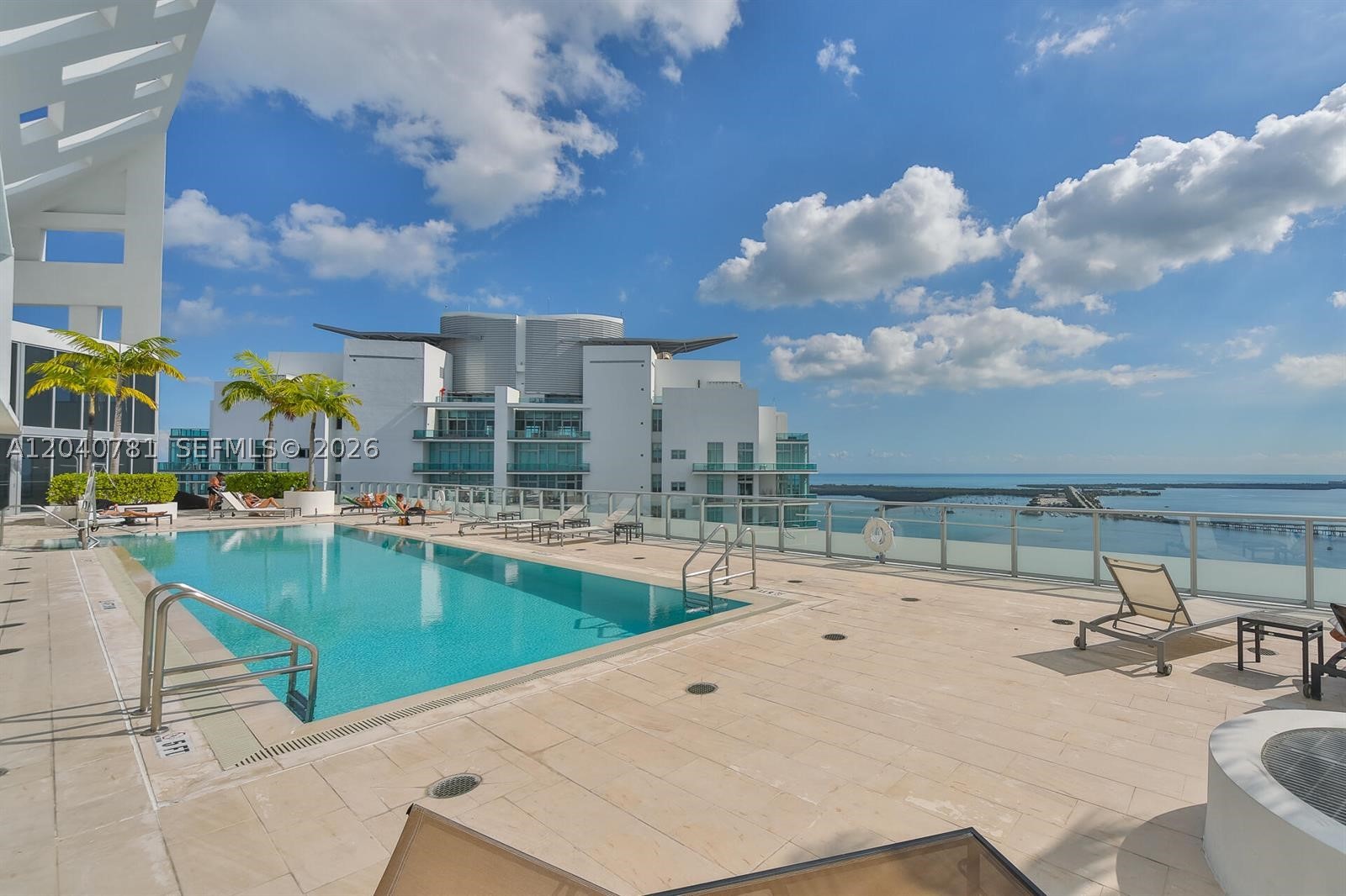 1300 Brickell Bay Dr #2106, Miami FL 33131