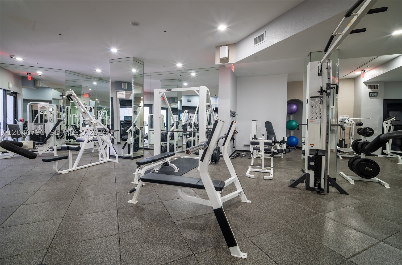 1581 Brickell Ave #PH104, Miami FL 33129