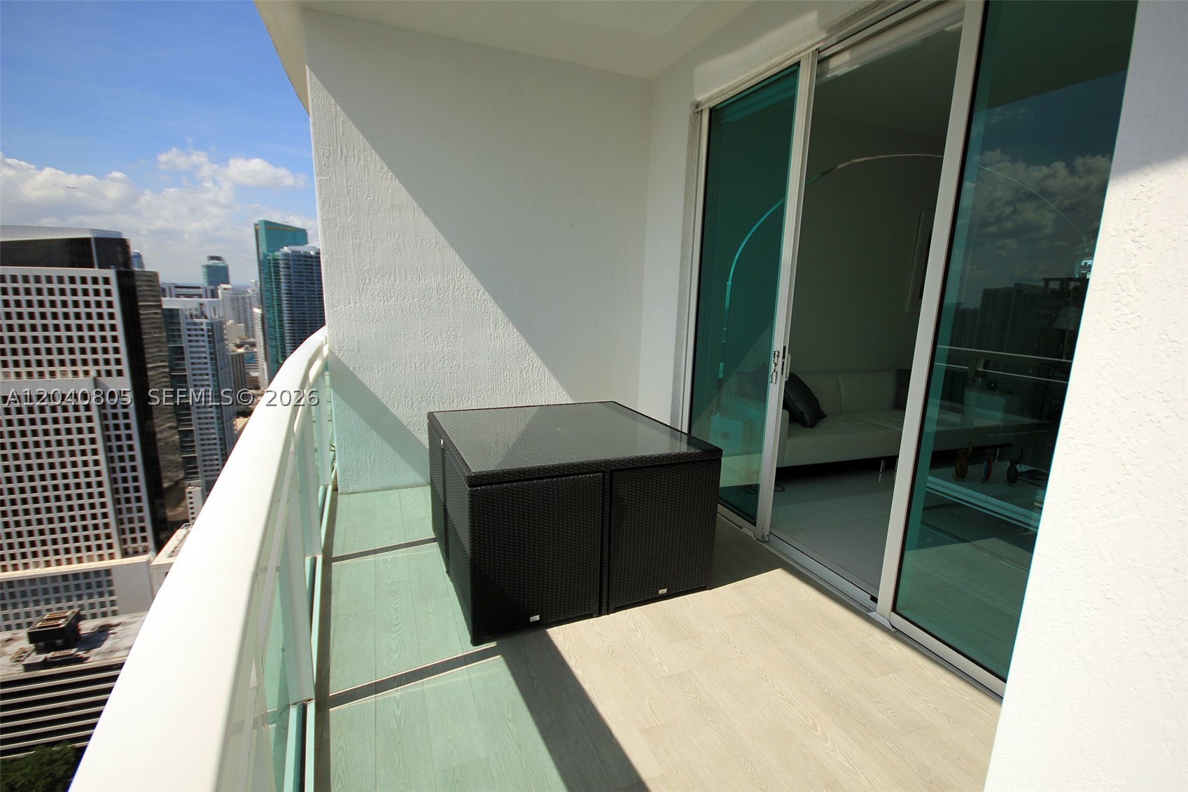 950 Brickell Bay Dr #4701, Miami FL 33131