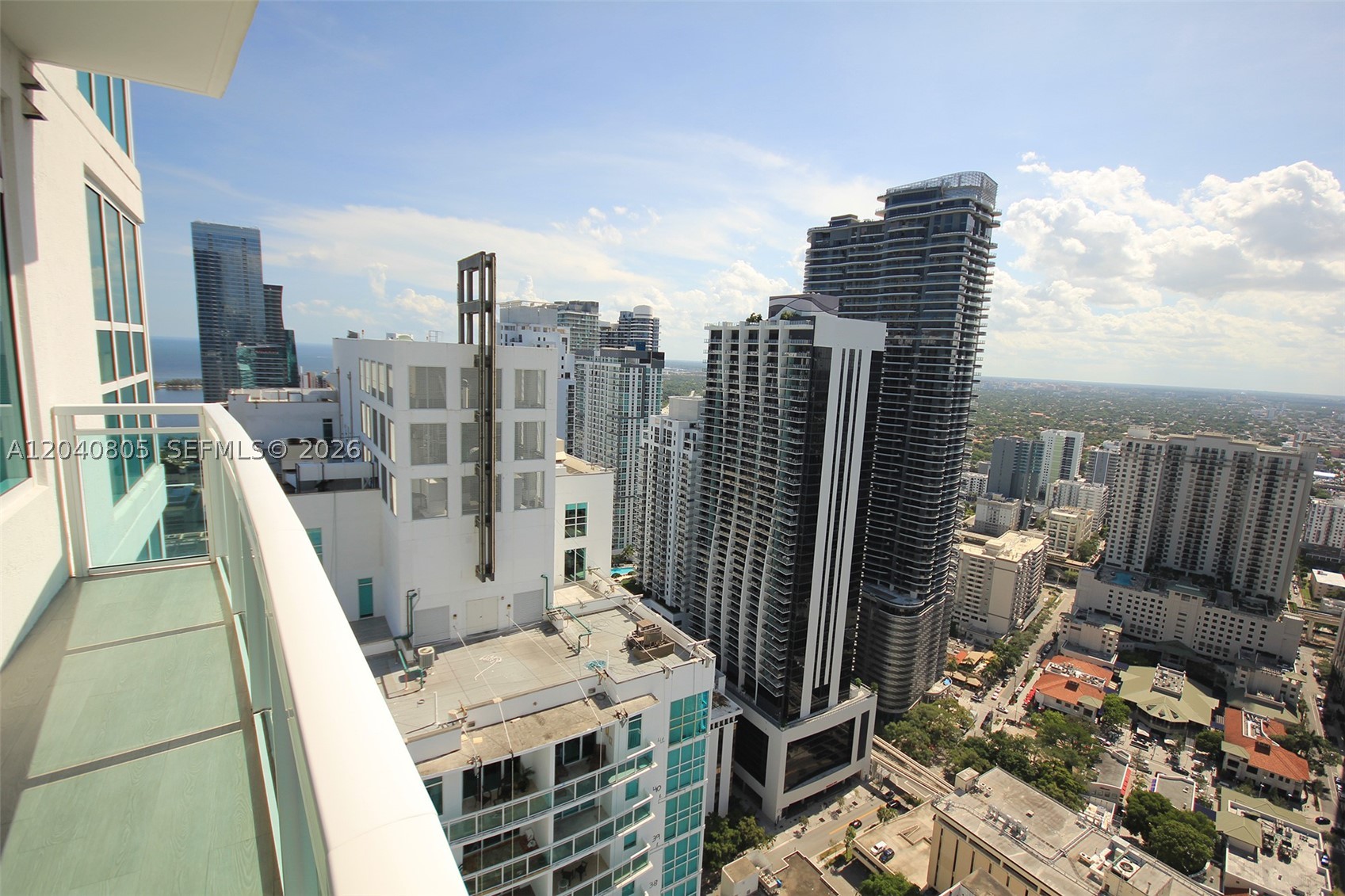950 Brickell Bay Dr #4701, Miami FL 33131