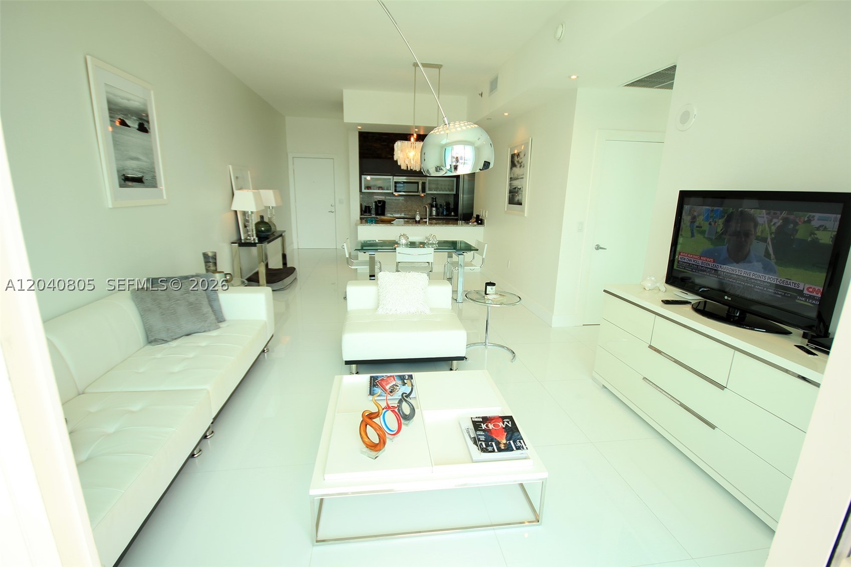 950 Brickell Bay Dr #4701, Miami FL 33131