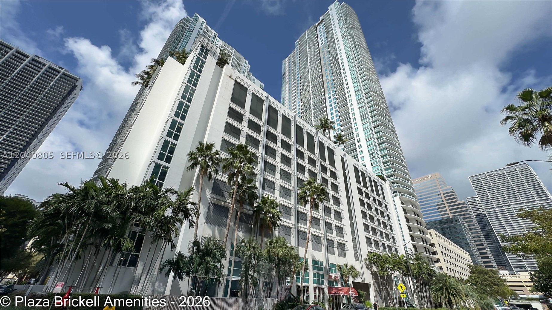 950 Brickell Bay Dr #4701, Miami FL 33131