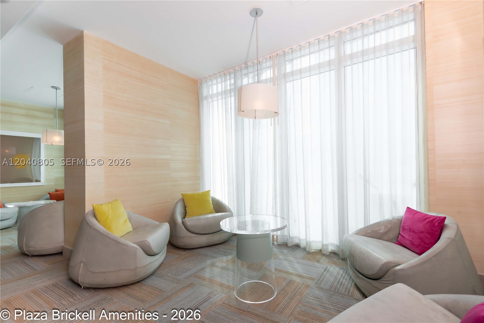 950 Brickell Bay Dr #4701, Miami FL 33131