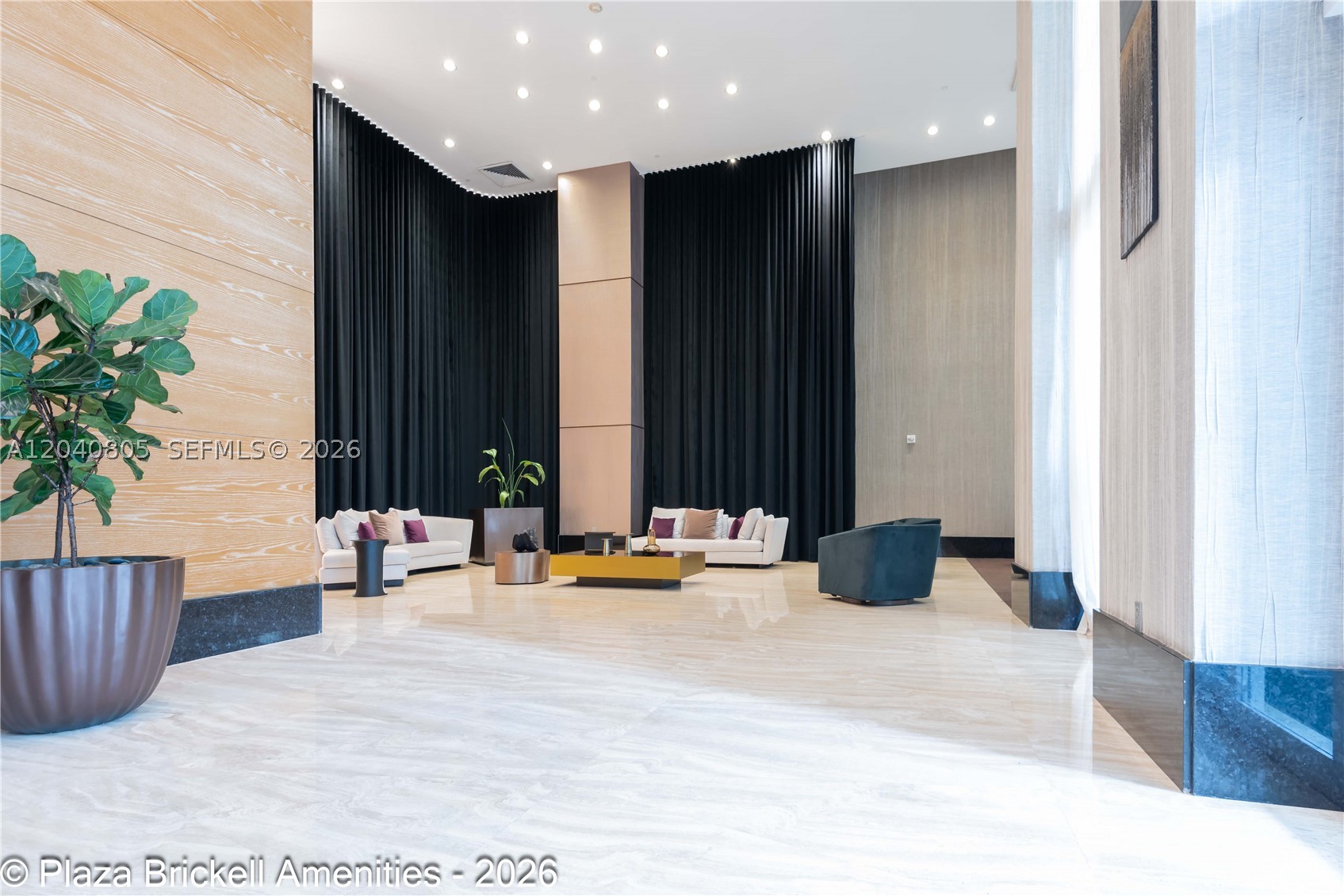 950 Brickell Bay Dr #4701, Miami FL 33131