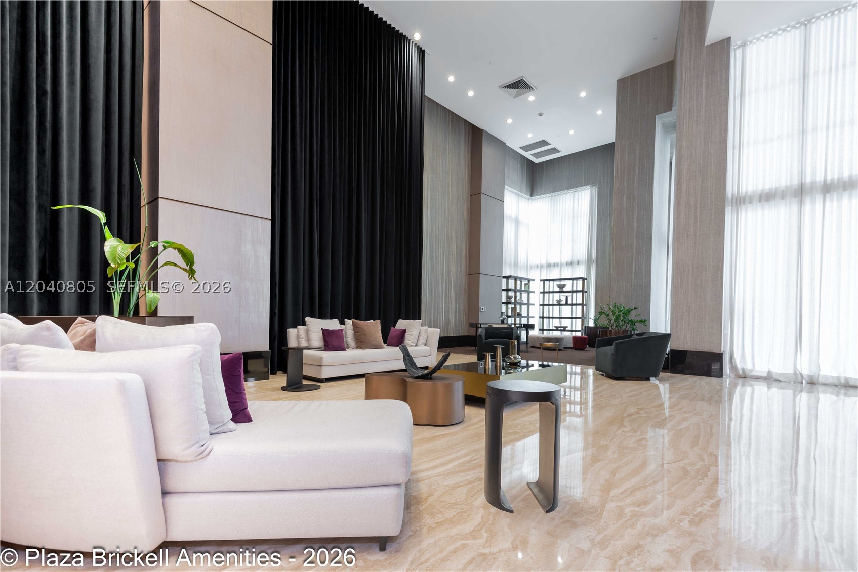 950 Brickell Bay Dr #4701, Miami FL 33131