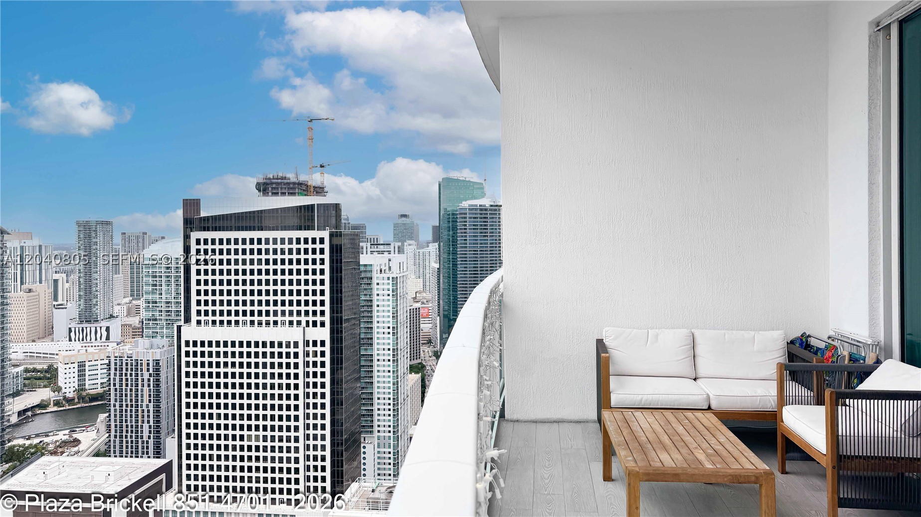 950 Brickell Bay Dr #4701, Miami FL 33131