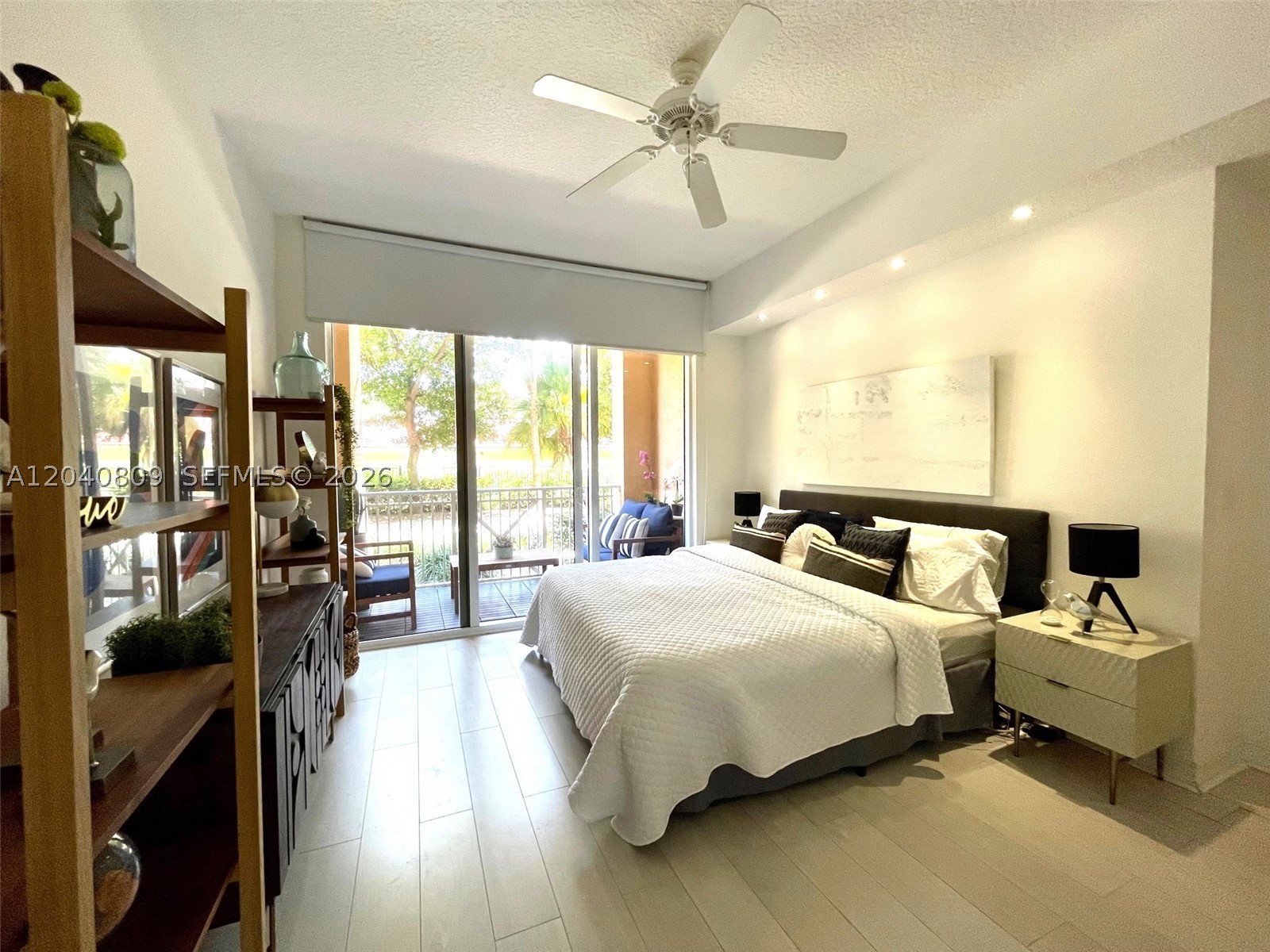 3001 NE 185th St #123, Aventura FL 33180