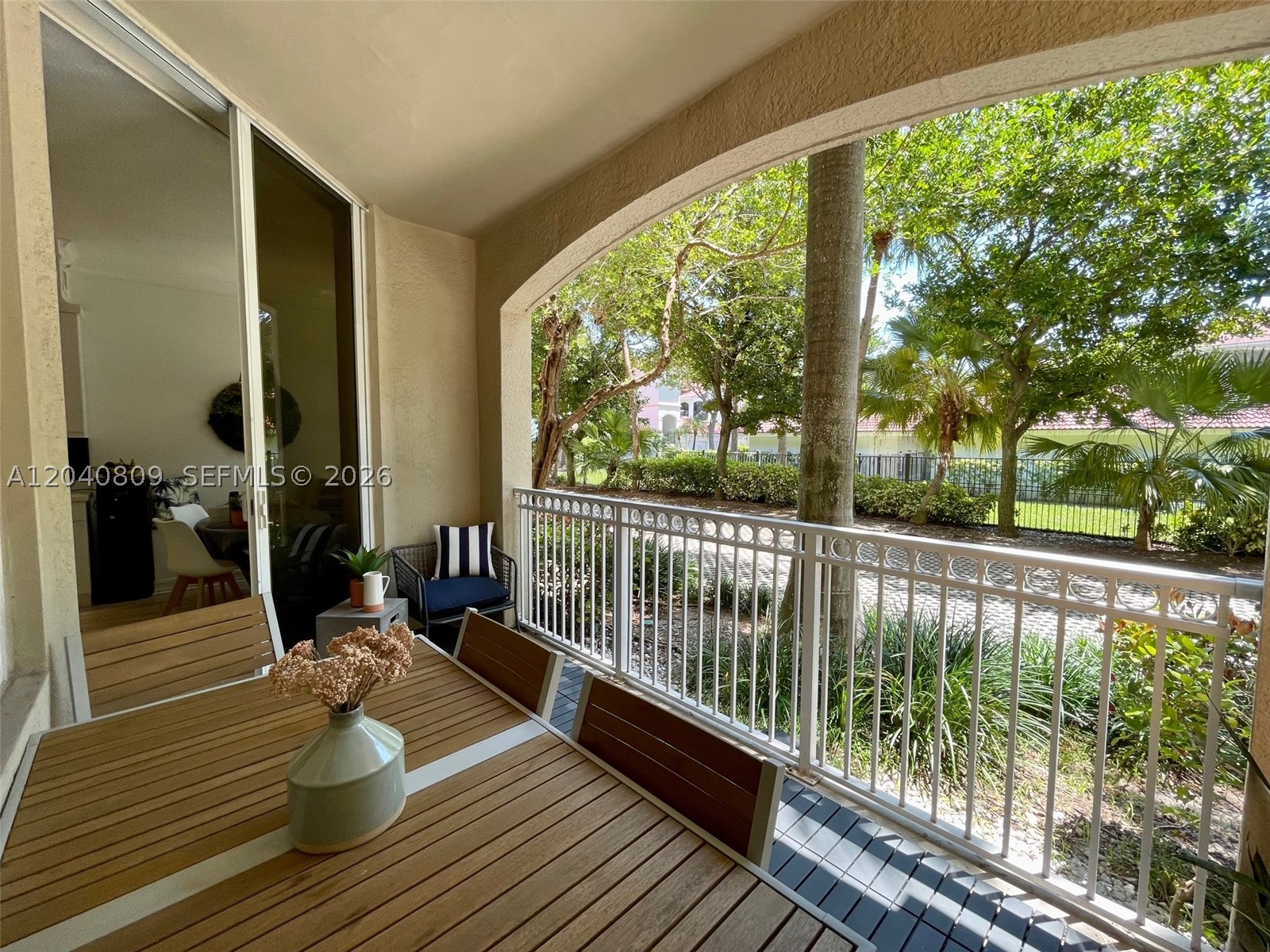 3001 NE 185th St #123, Aventura FL 33180