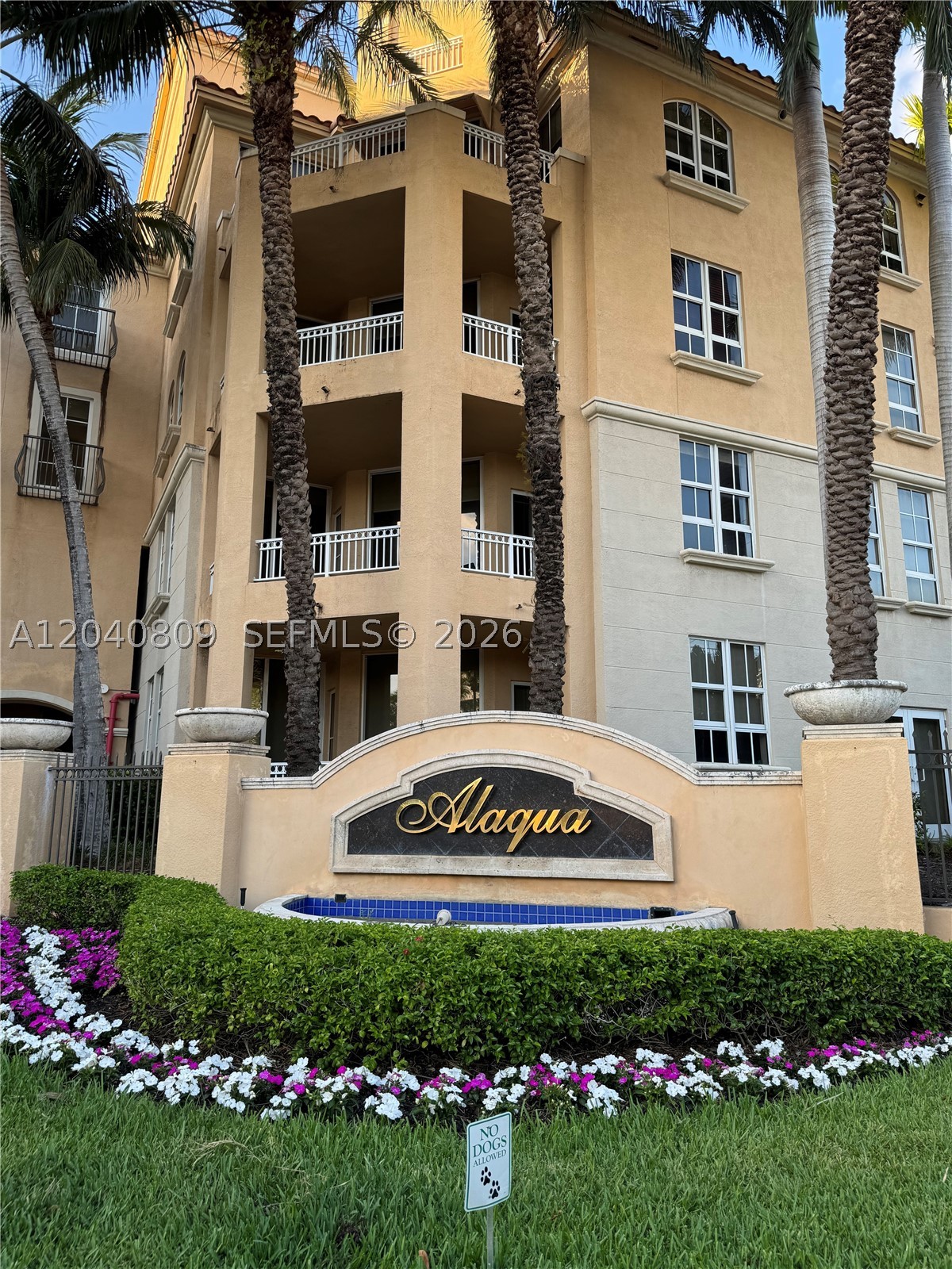 3001 NE 185th St #123, Aventura FL 33180