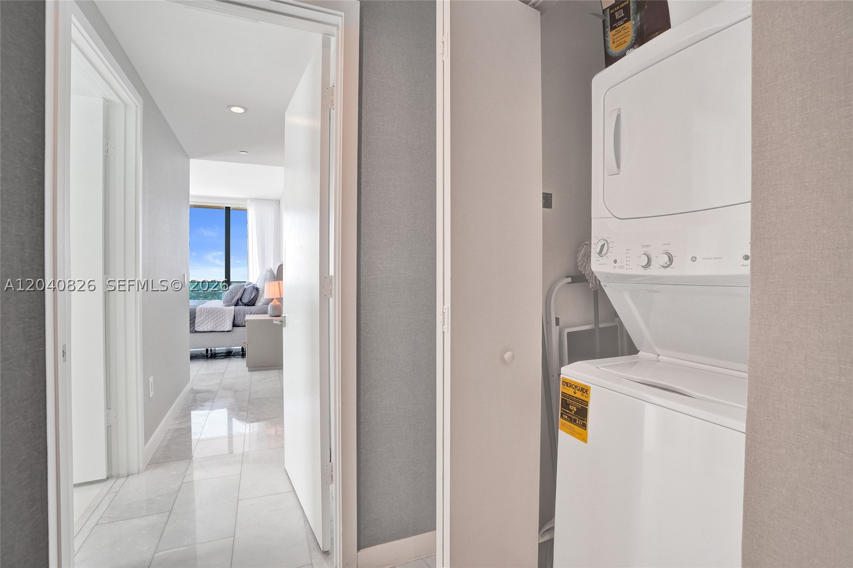 650 NE 32nd St #3901, Miami FL 33137