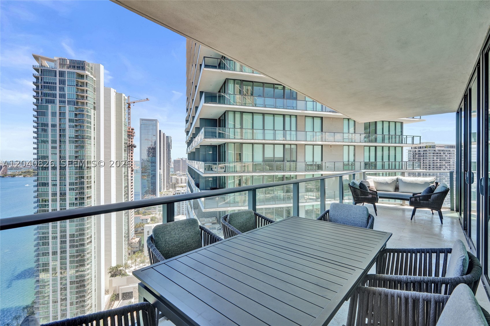 650 NE 32nd St #3901, Miami FL 33137