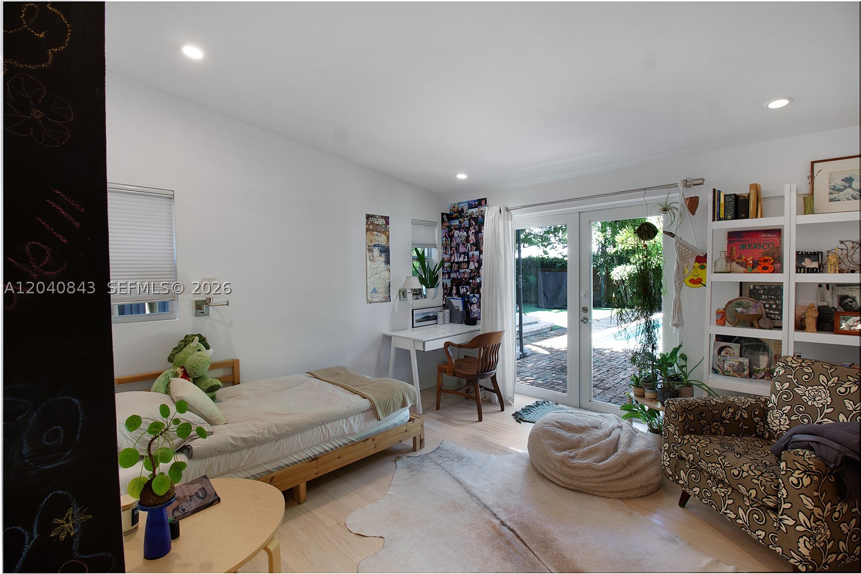 7420 SW 53rd Pl, Miami FL 33143