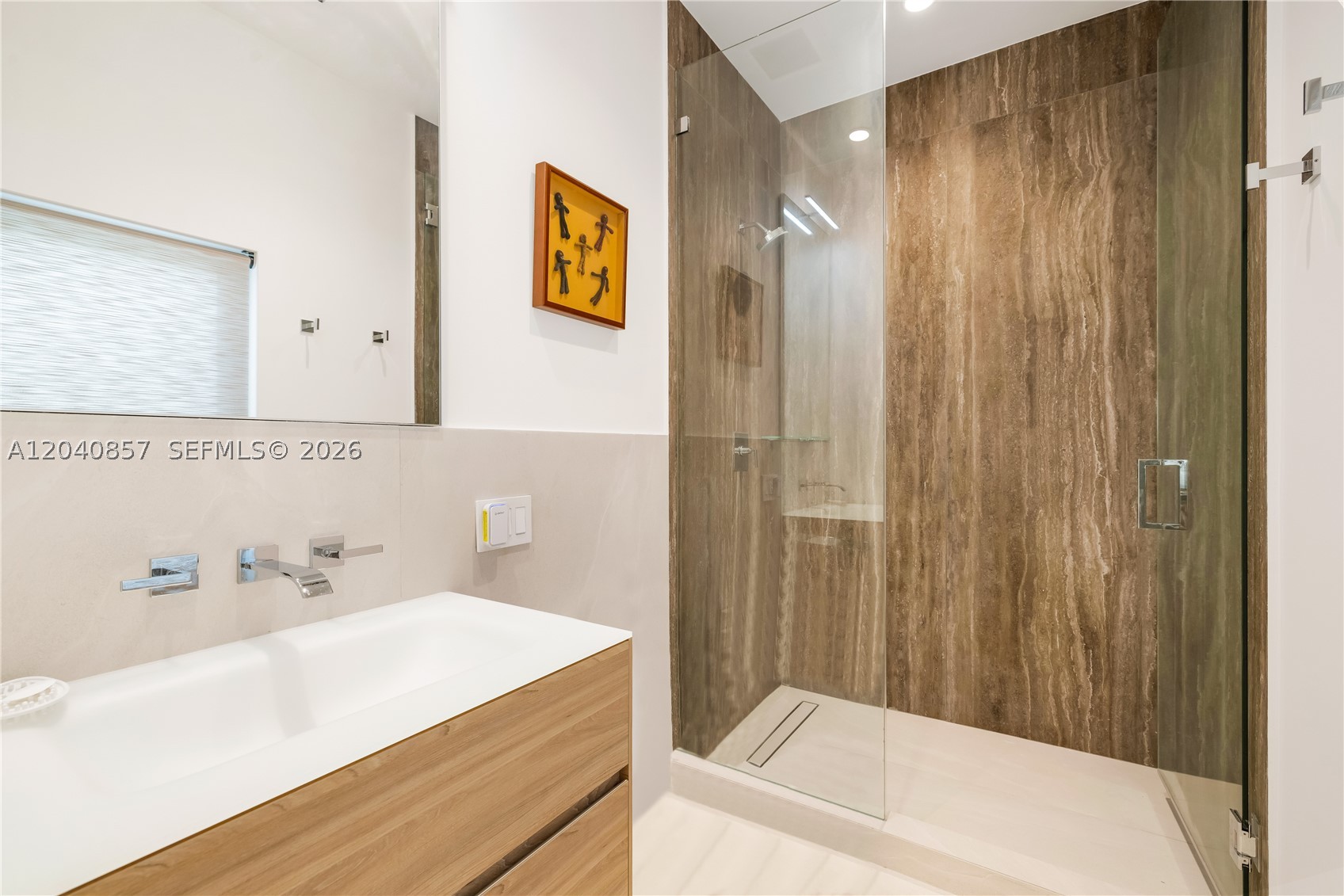 7180 E Lago Dr, Coral Gables FL 33143