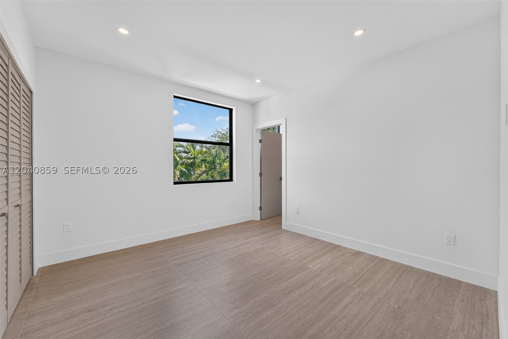 2240 SW 13th St, Miami FL 33145
