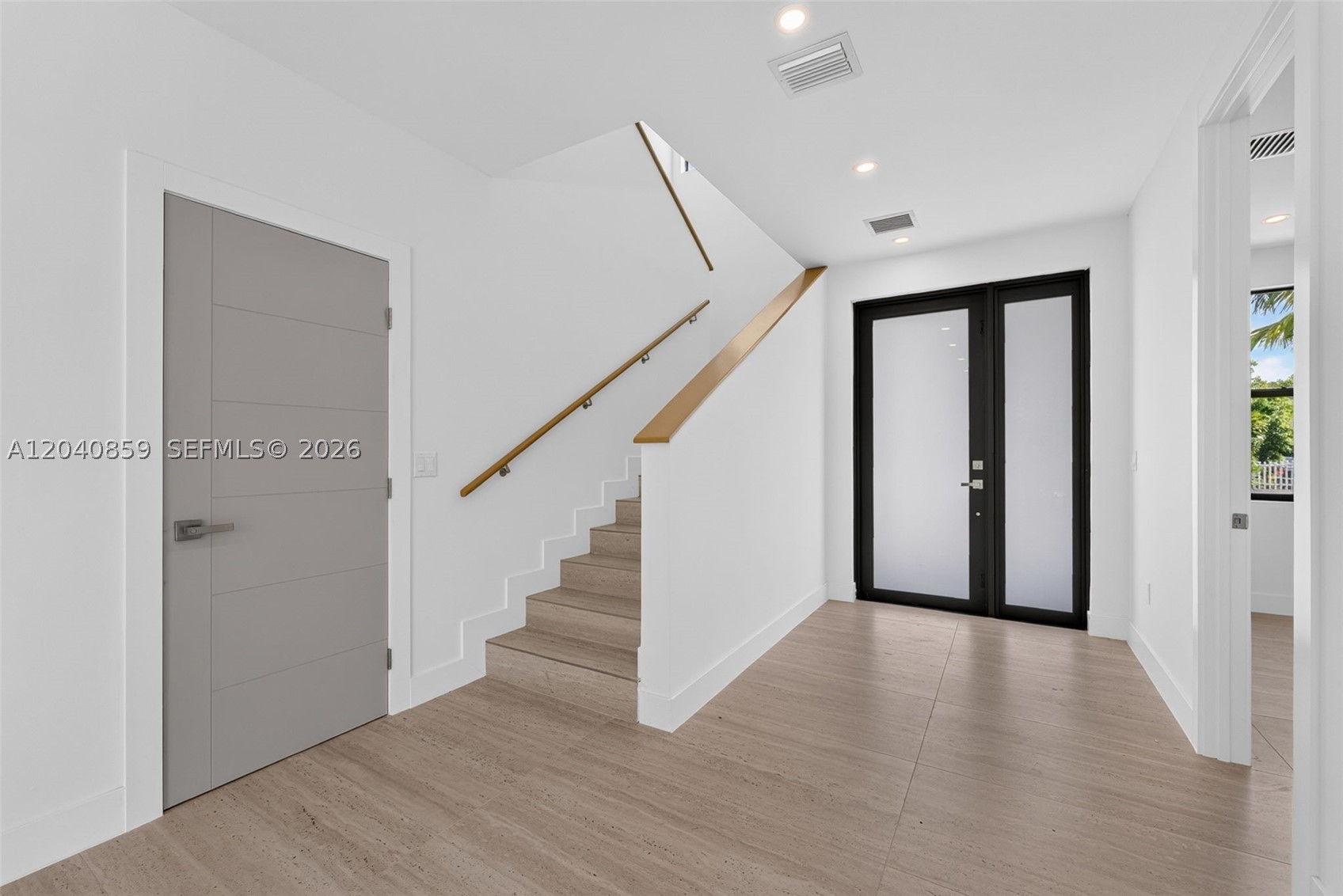 2240 SW 13th St, Miami FL 33145