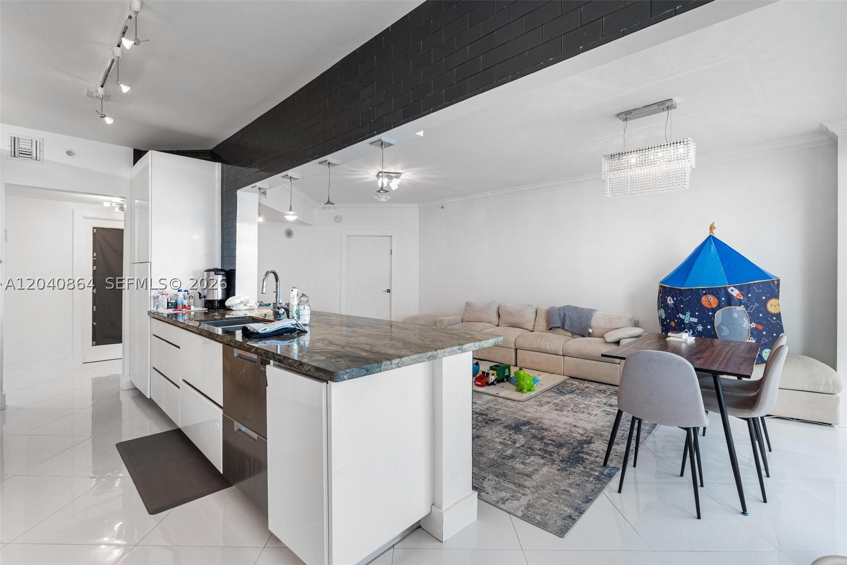 9559 Collins Ave #S4-J, Surfside FL 33154