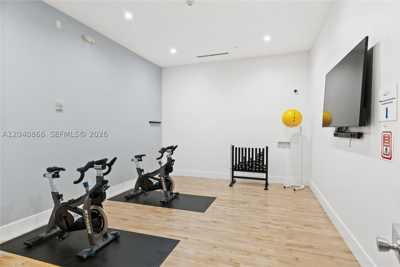 801 Brickell Key Blvd #707, Miami FL 33131