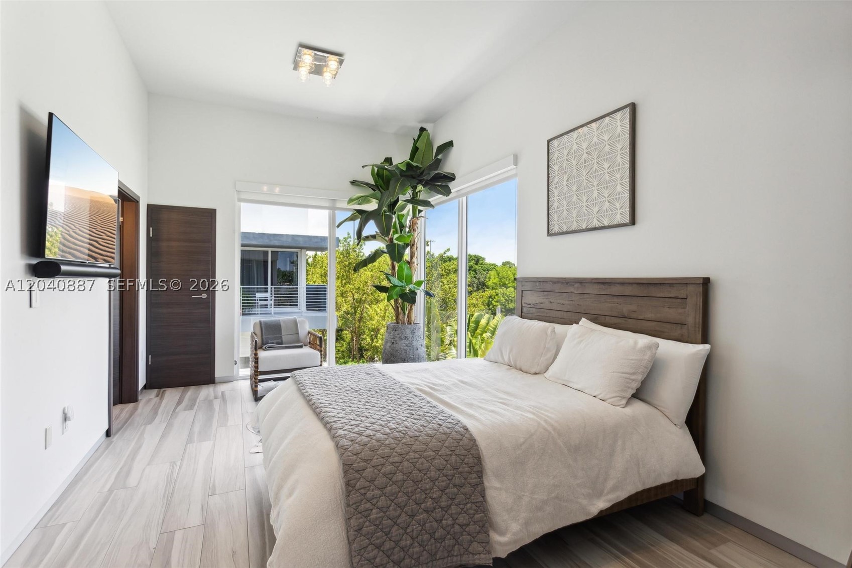 101 N Shore Dr #101, Miami Beach FL 33141
