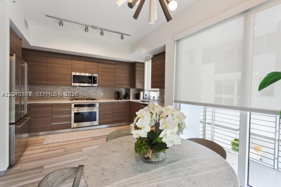 101 N Shore Dr #101, Miami Beach FL 33141