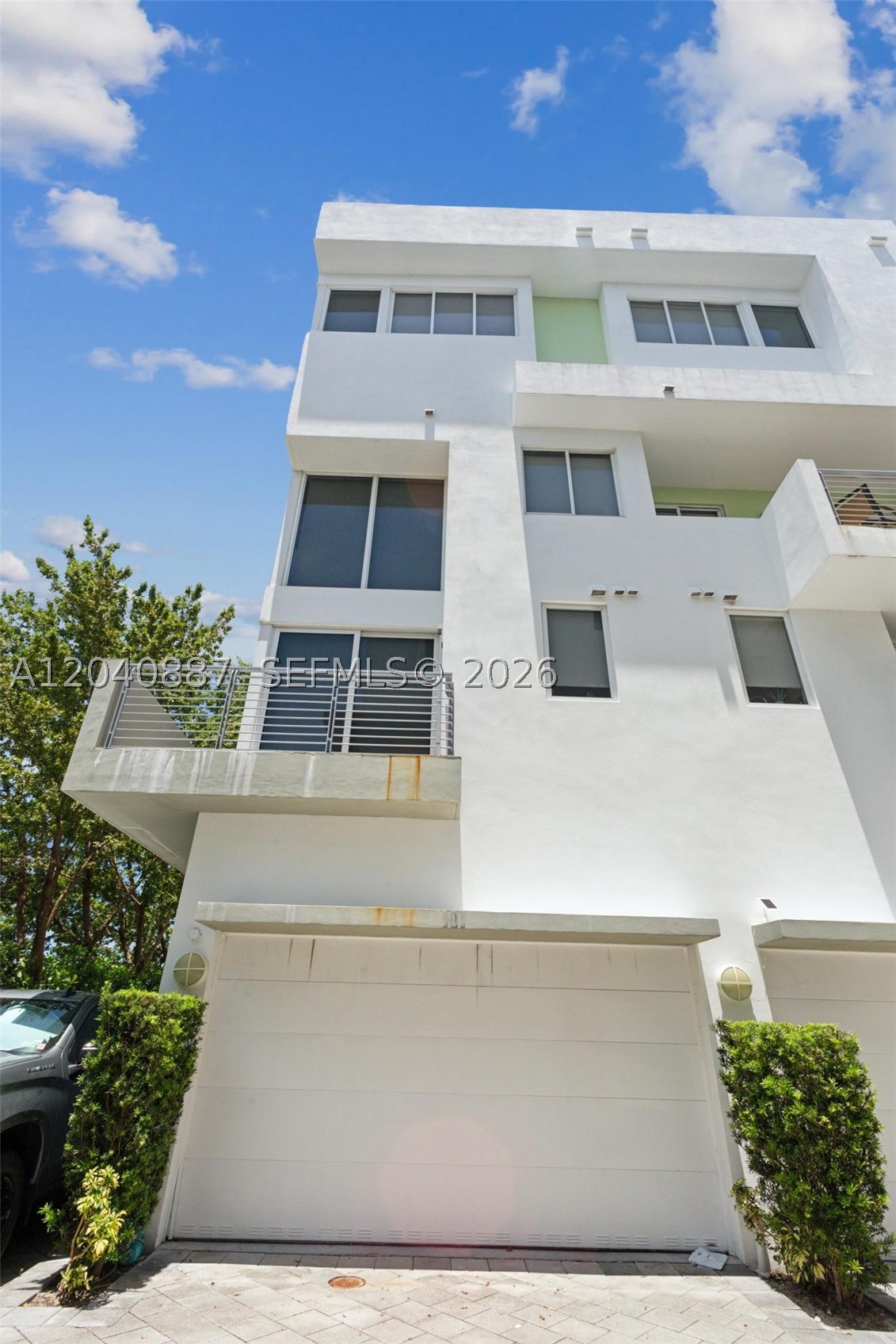 101 N Shore Dr #101, Miami Beach FL 33141