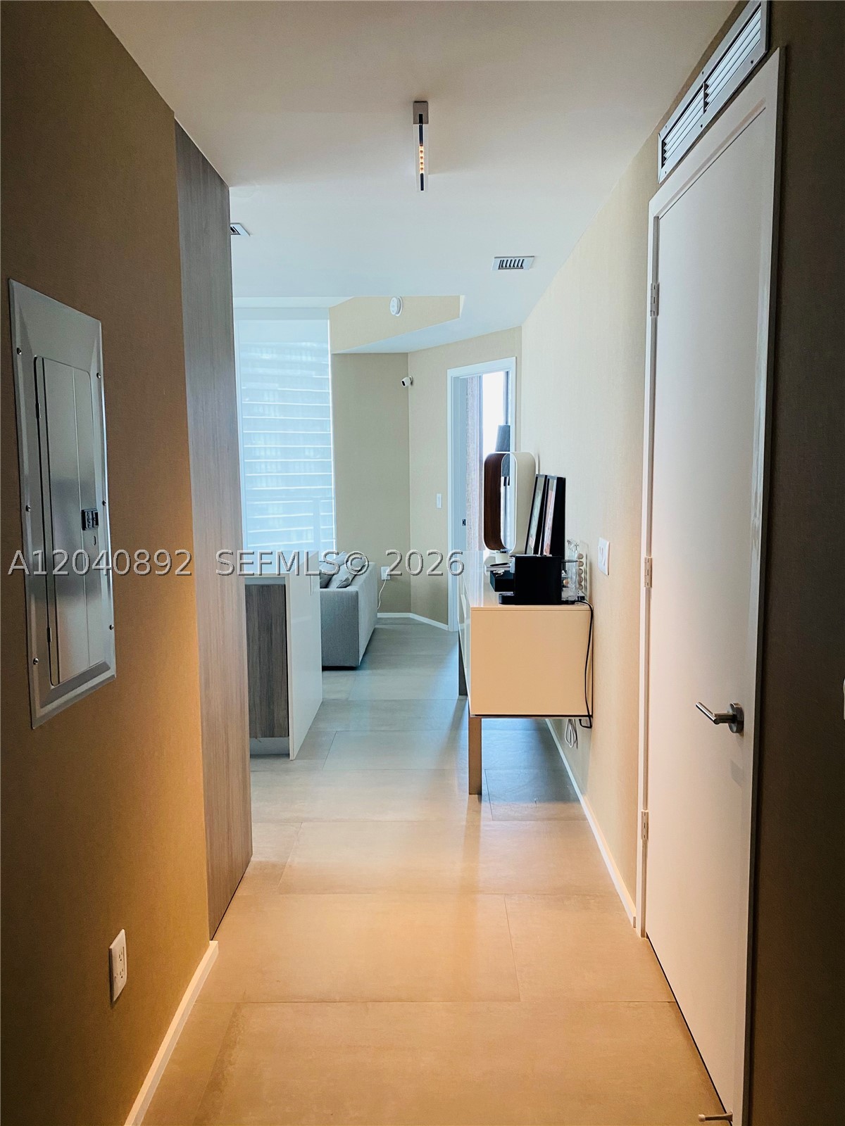 Miami FL 33137 - A12040892