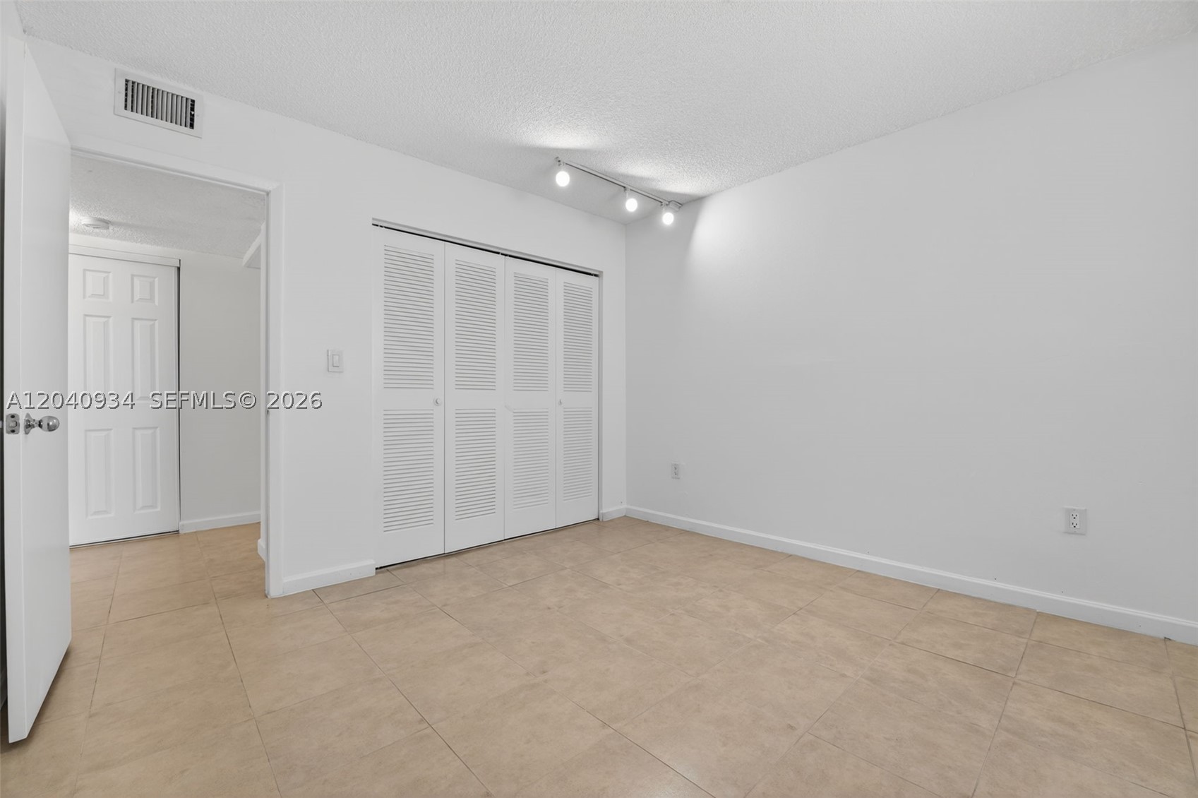 6780 W 2nd Ct #316, Hialeah FL 33012