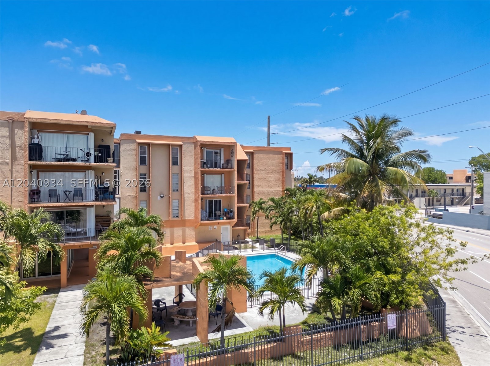 6780 W 2nd Ct #316, Hialeah FL 33012