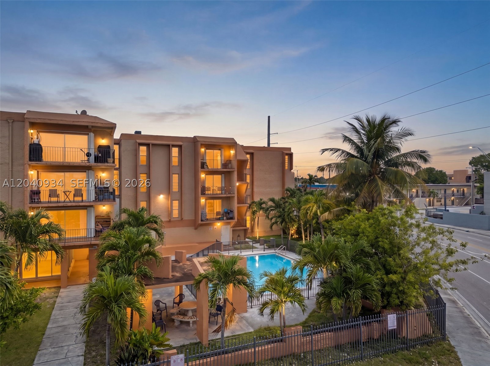 6780 W 2nd Ct #316, Hialeah FL 33012