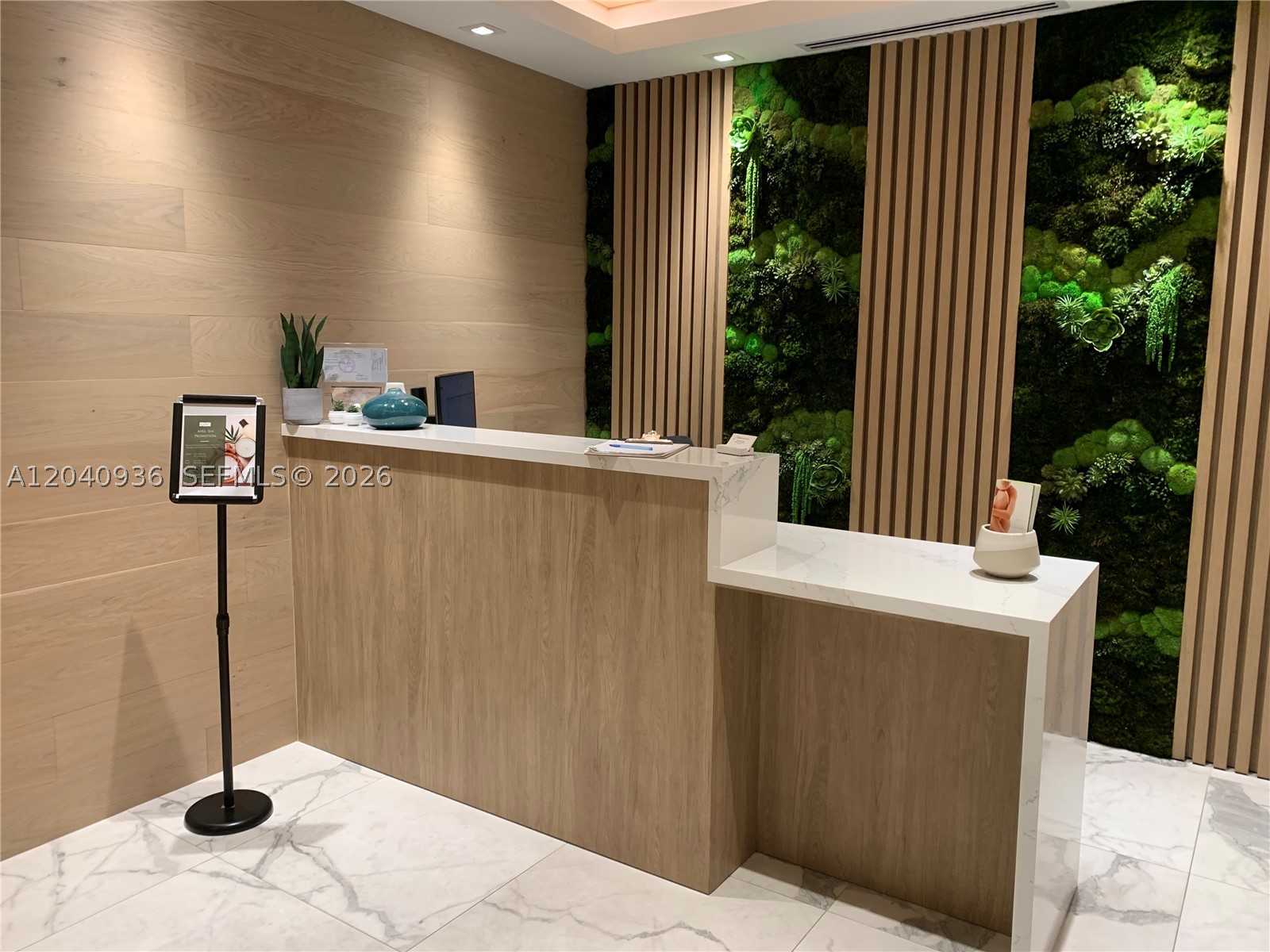 90 SW 3rd St #3610, Miami FL 33130