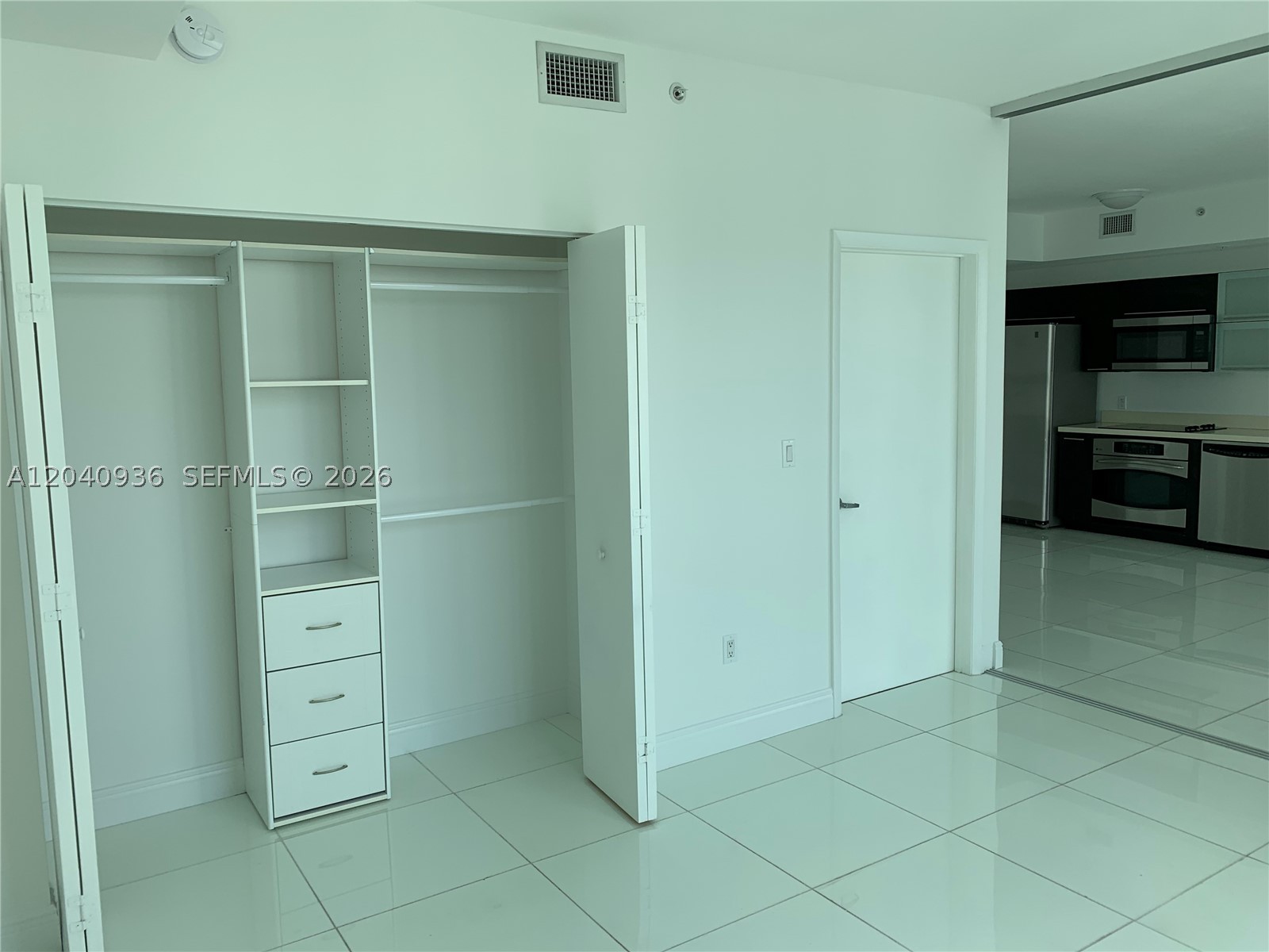 90 SW 3rd St #3610, Miami FL 33130