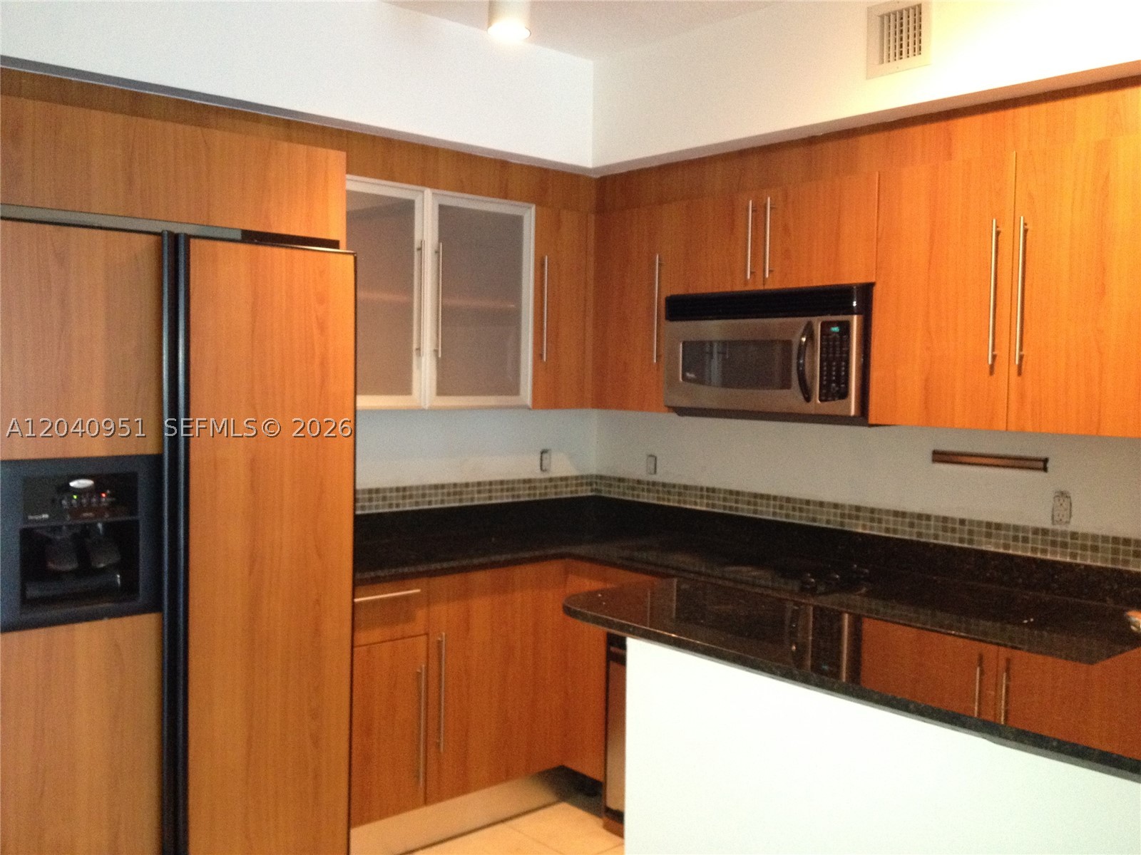 325 S Biscayne Blvd #1414, Miami FL 33131