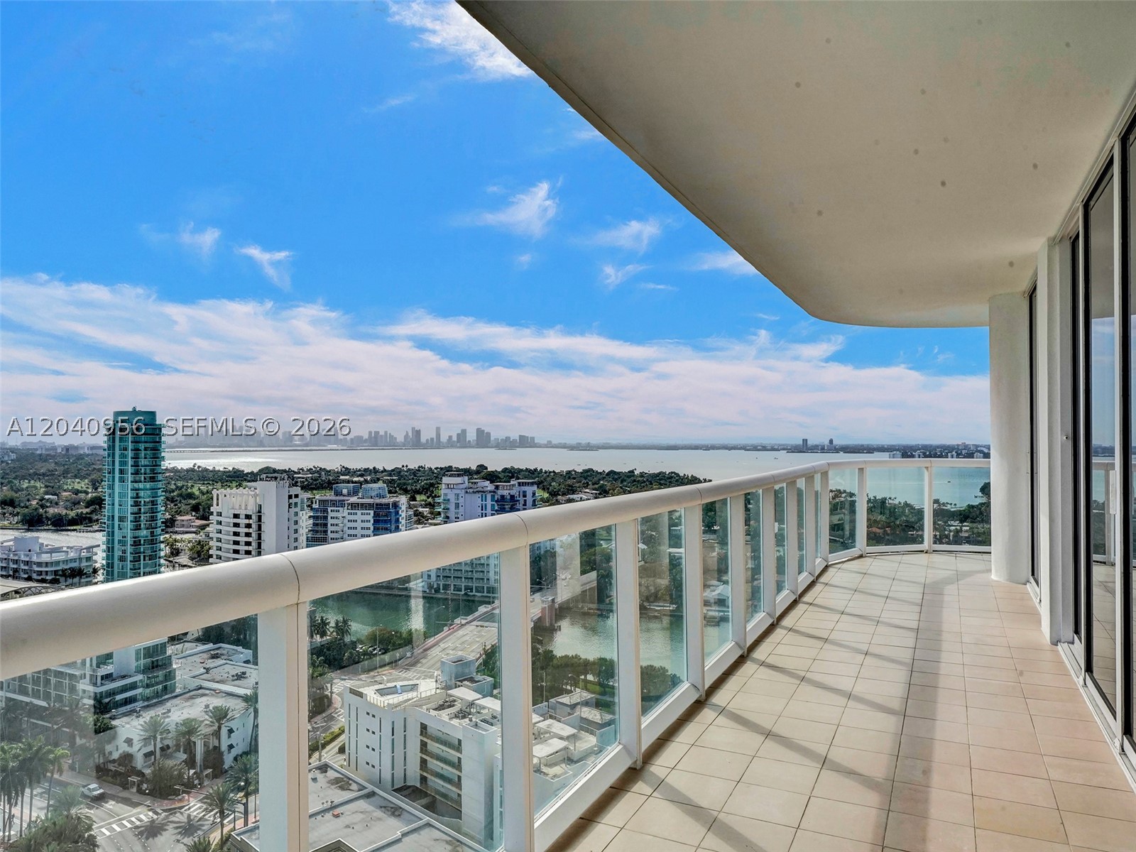 6365 Collins Ave #2407, Miami Beach FL 33141