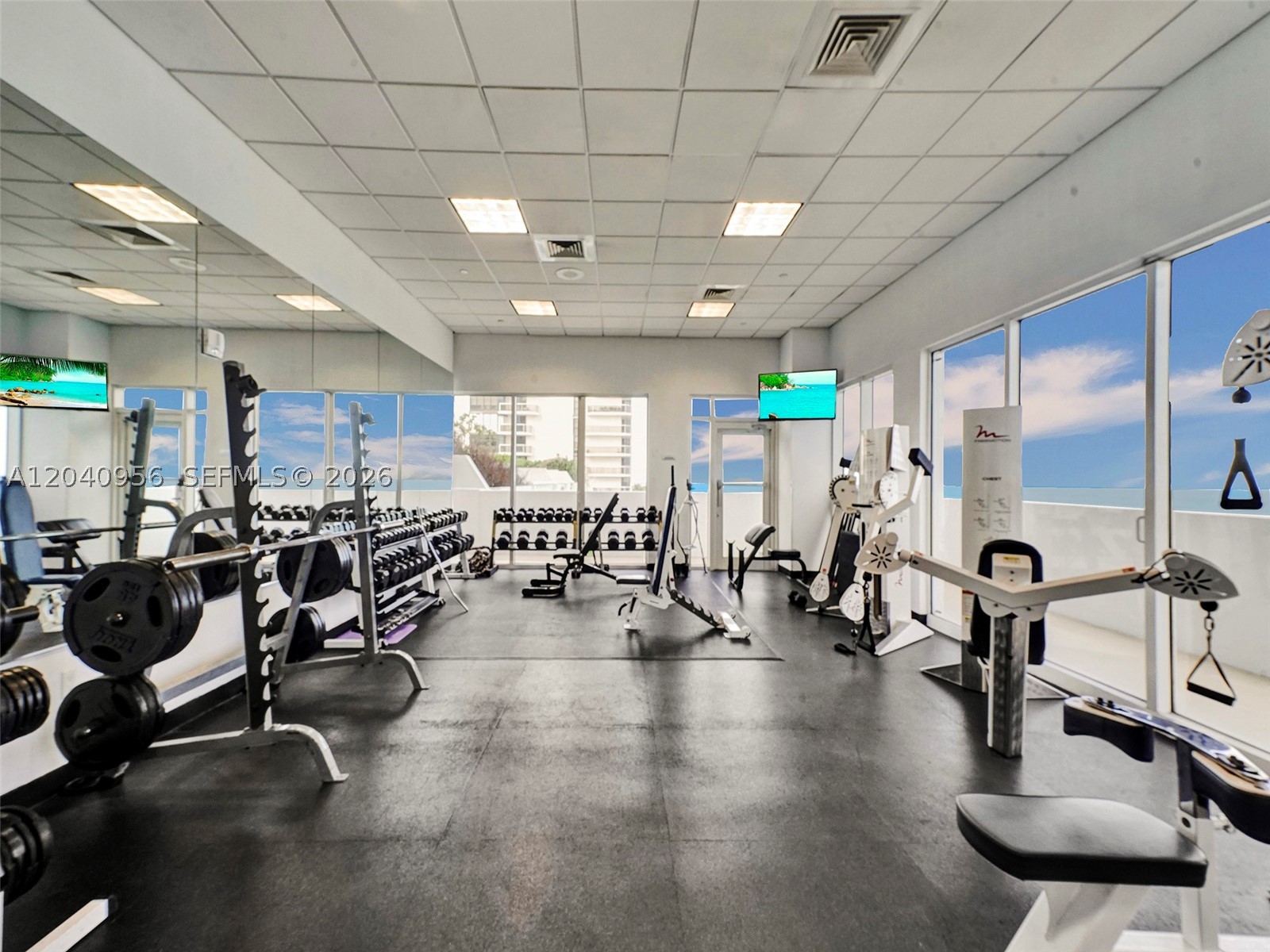 6365 Collins Ave #2407, Miami Beach FL 33141