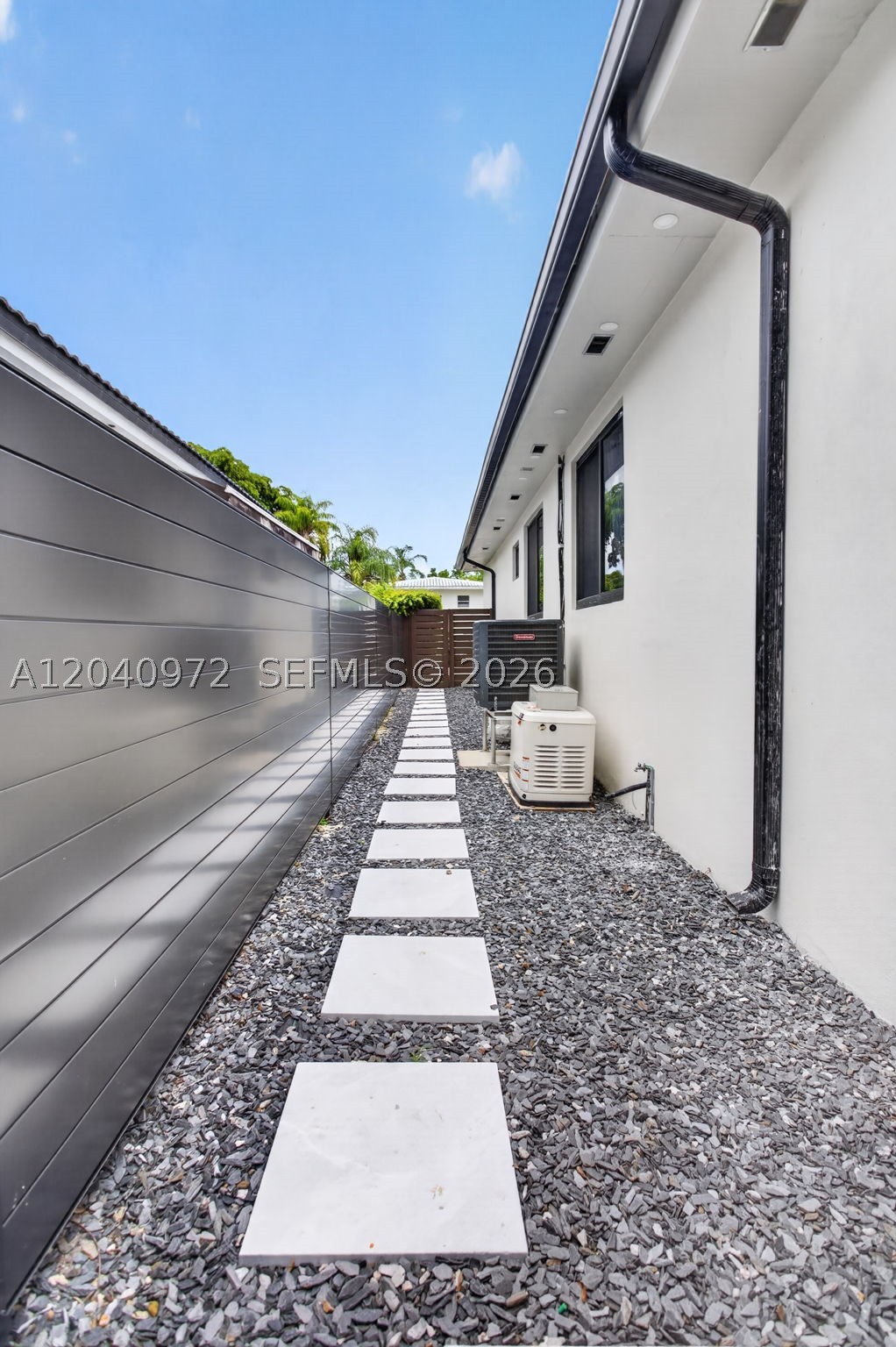 645 NE 53rd St, Miami FL 33137