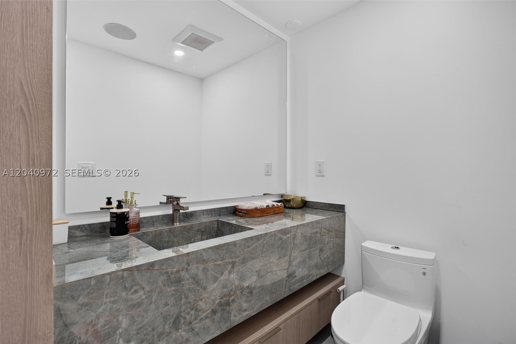 645 NE 53rd St, Miami FL 33137